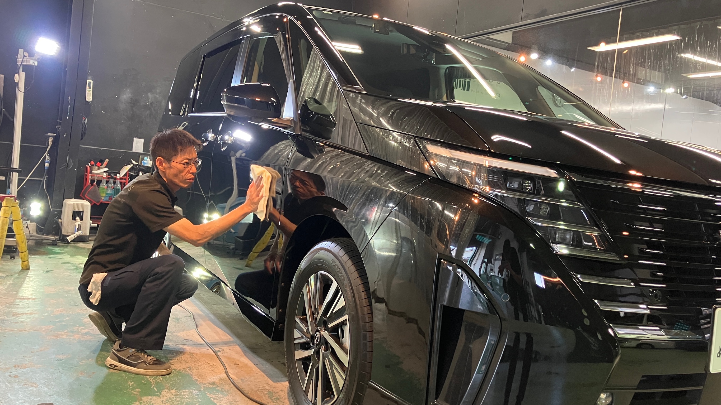 日産・セレナ：クラスM施工：施工写真３