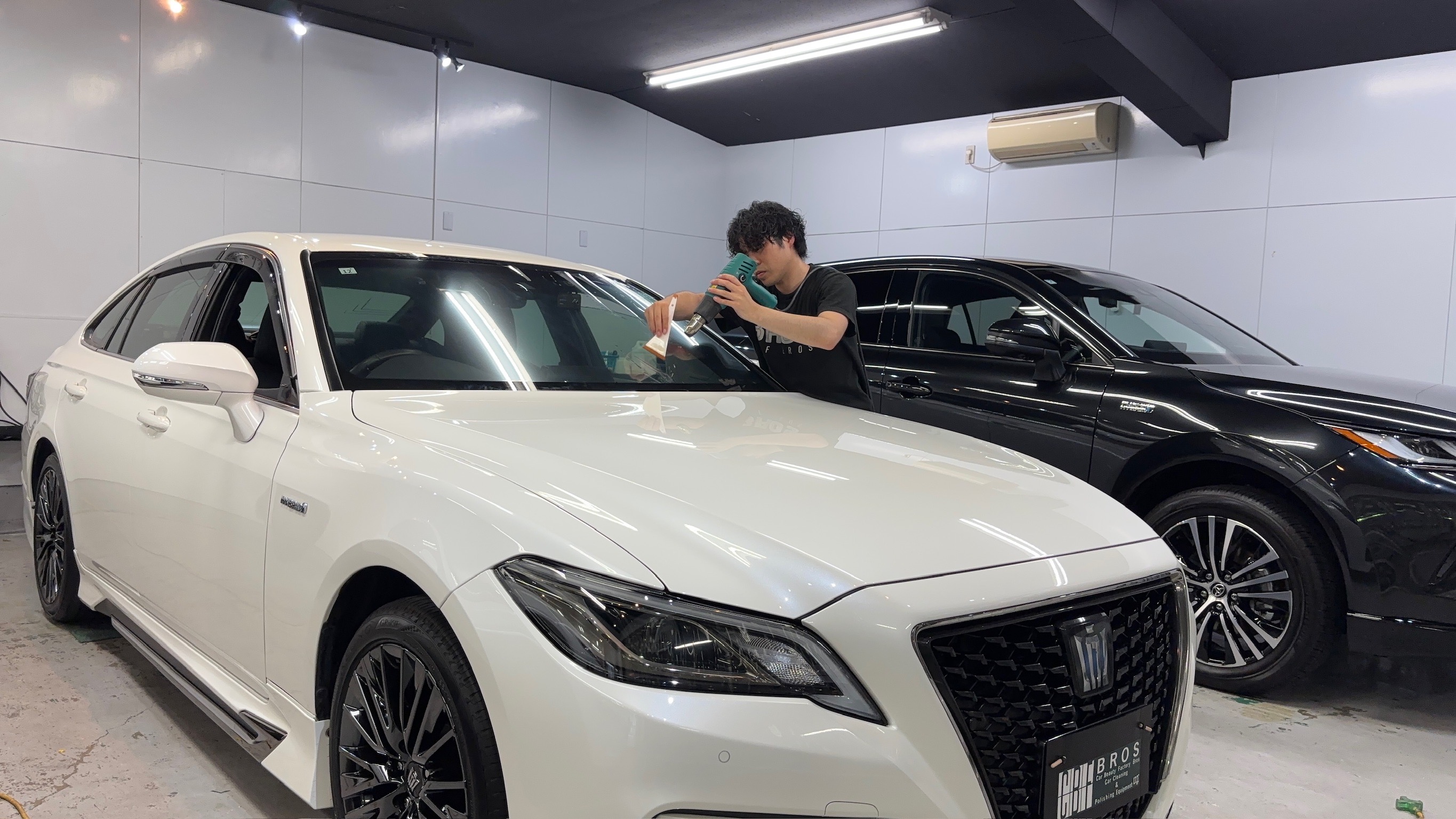 トヨタ・クラウン：セラミックコーティング施工：施工写真４