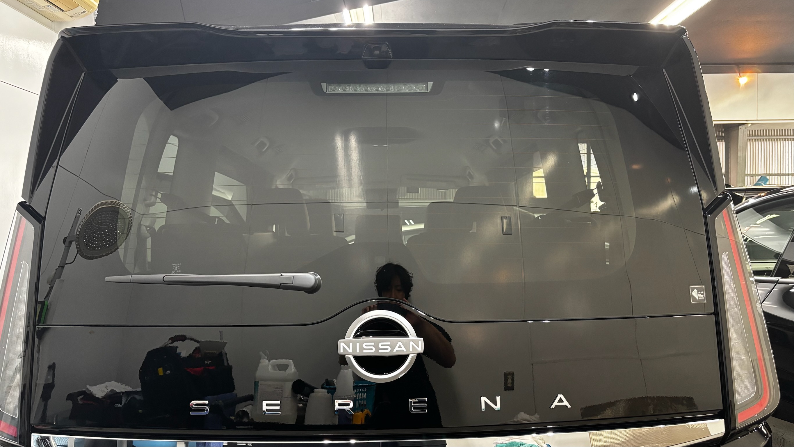 日産・セレナ：断熱カーフィルム施工：完成写真ビフォー１