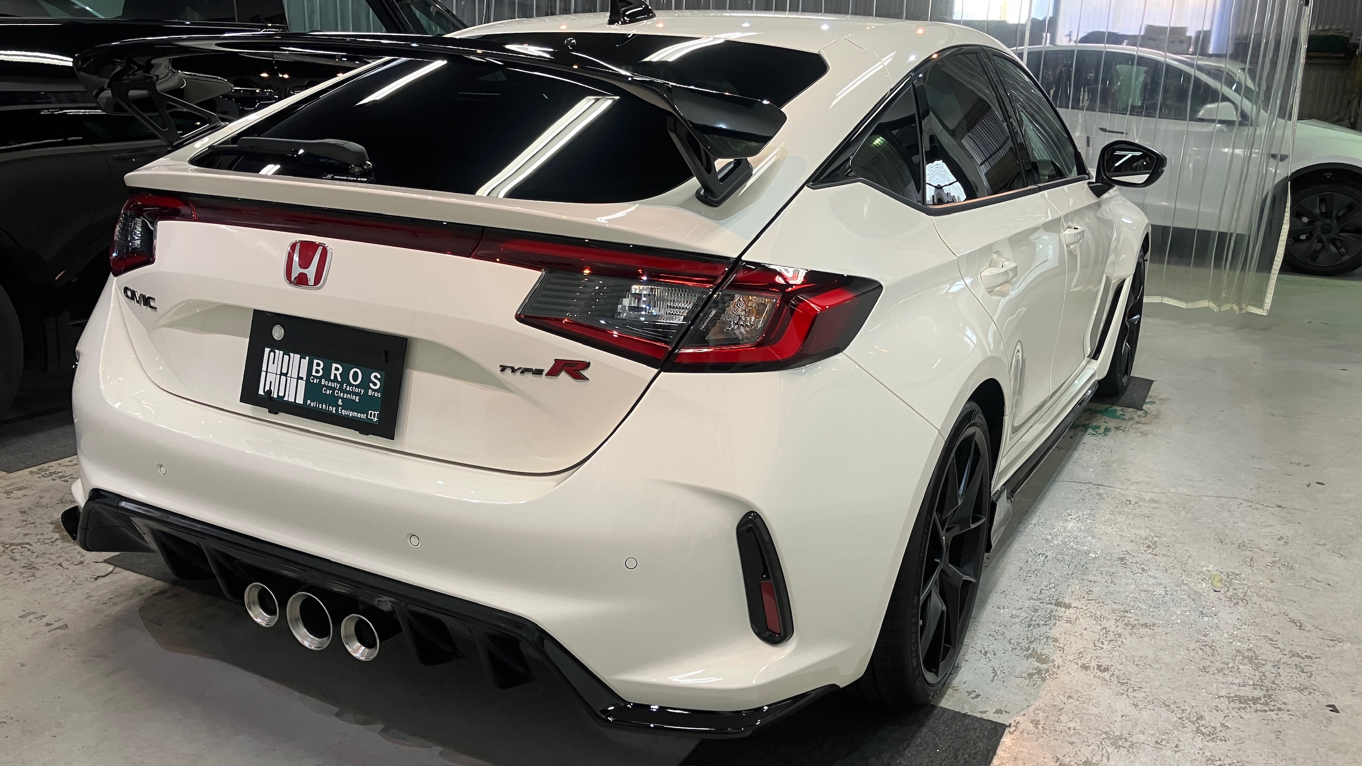 ホンダ・シビック：セラミック施工：完成写真４