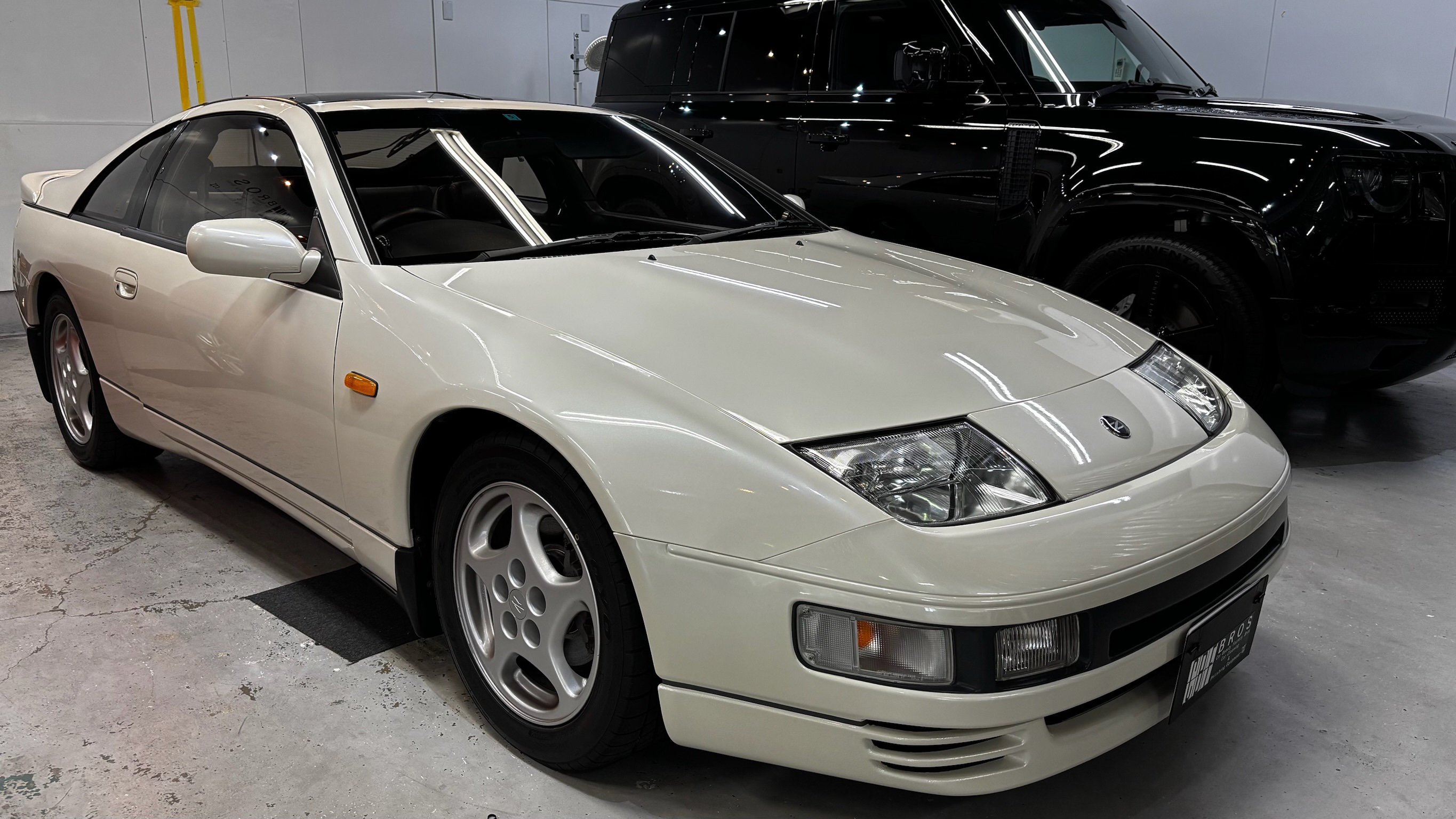 日産・フェアレディZ：断熱カーフィルム施工：完成写真ビフォー１