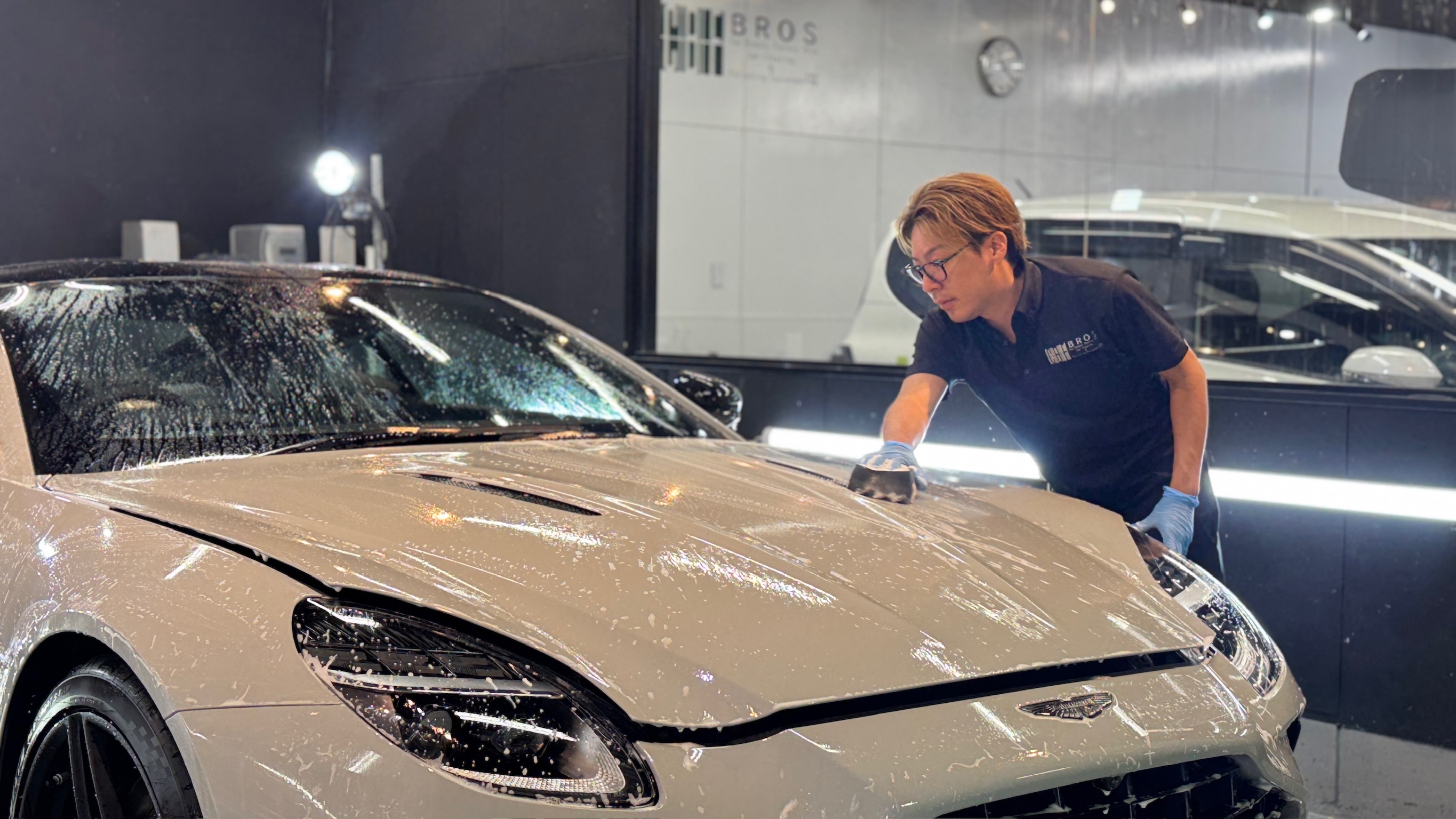 アストンマーティン・ヴァンテージ：アドバンスド施工：施工写真６
