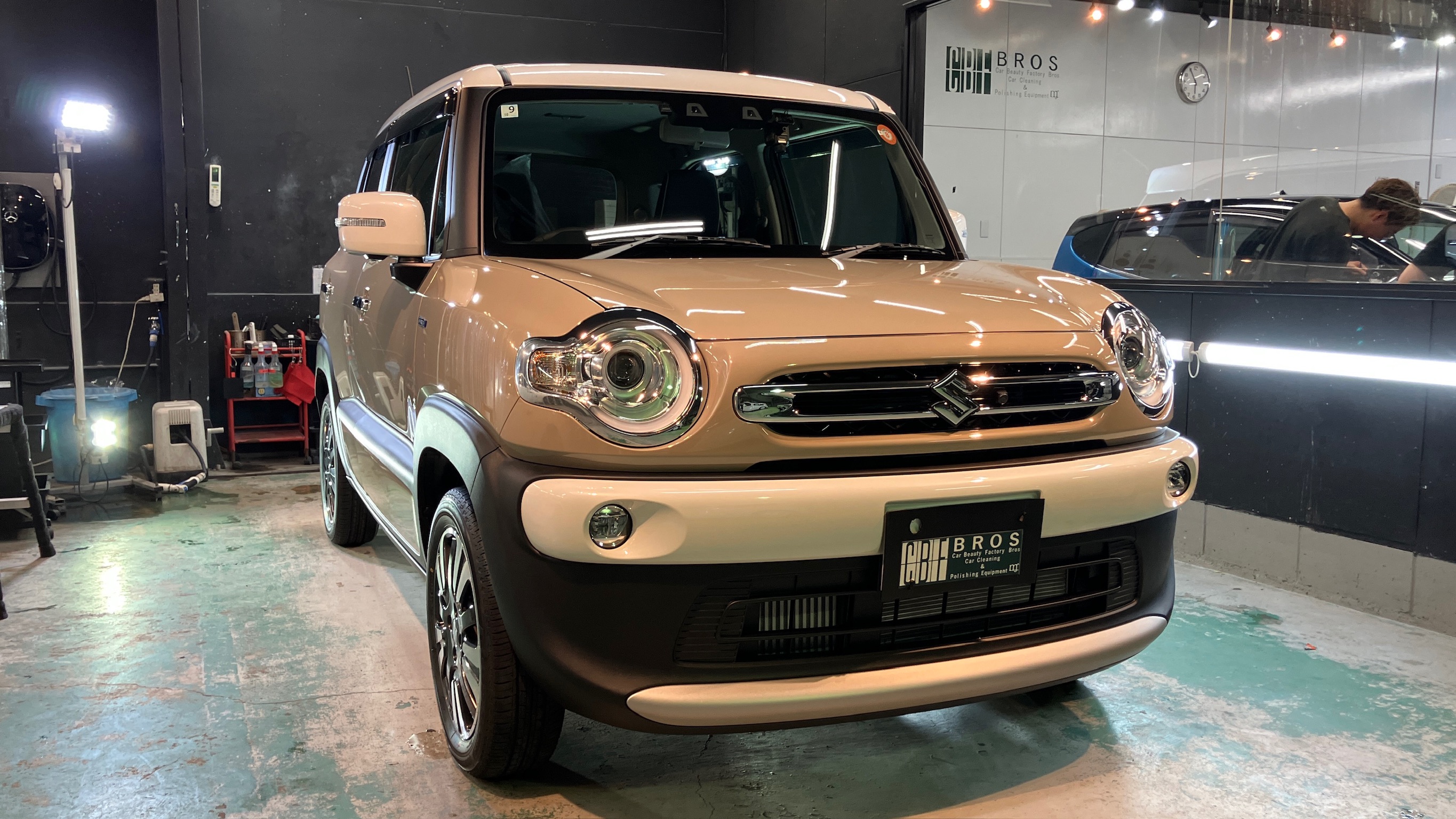 スズキ・クロスビー：アドバンスド施工：完成写真３