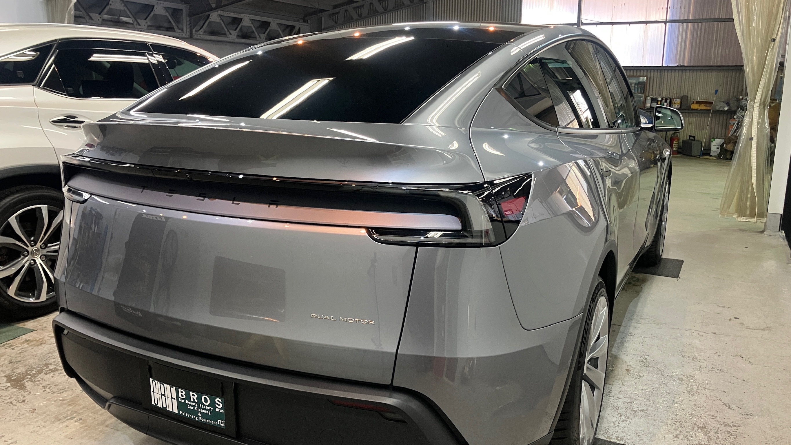 テスラ・モデルY：アドバンスド施工：完成写真５