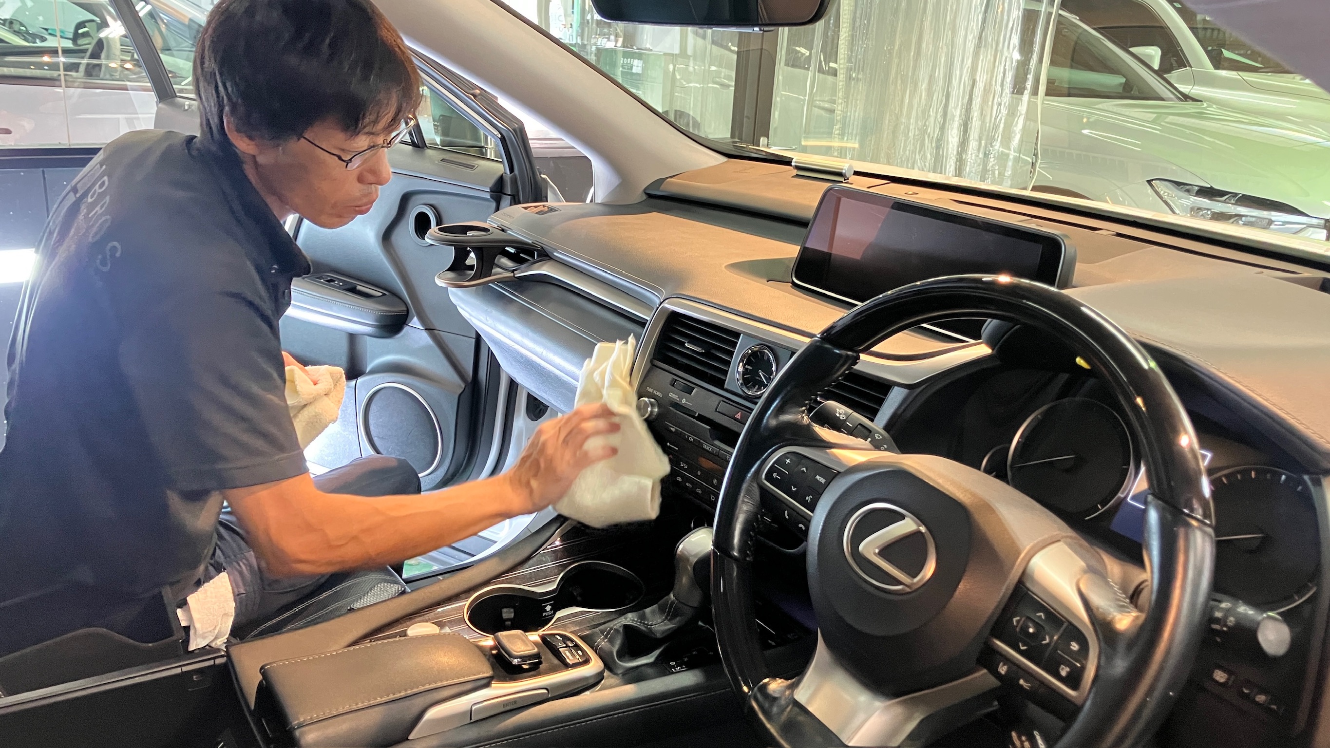 レクサス・RX:車内クリーニング:施工写真7