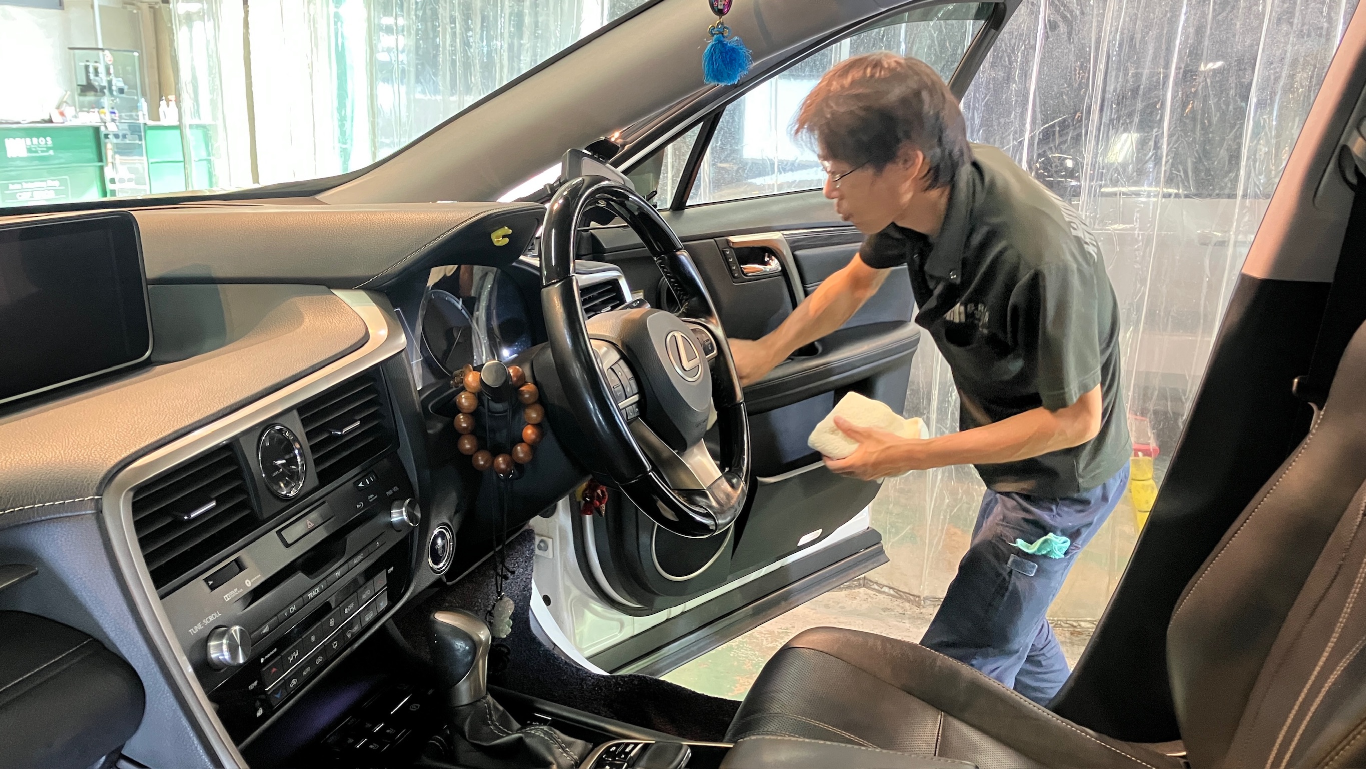 レクサス・RX:車内クリーニング:施工写真8