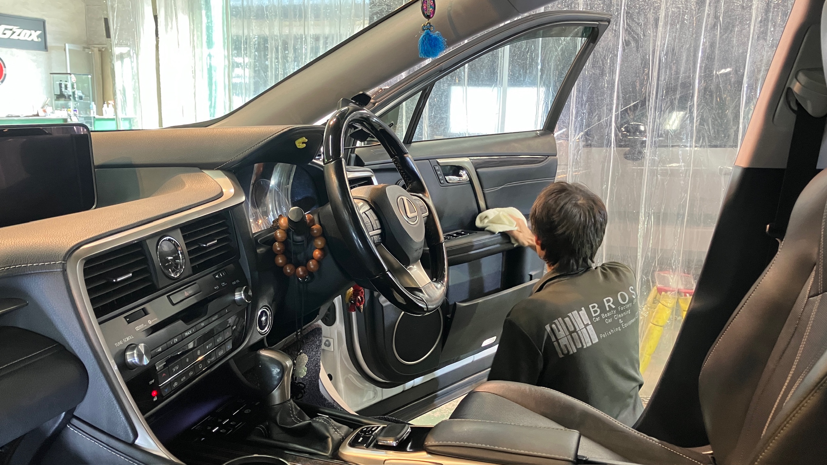 レクサス・RX:車内クリーニング:施工写真10