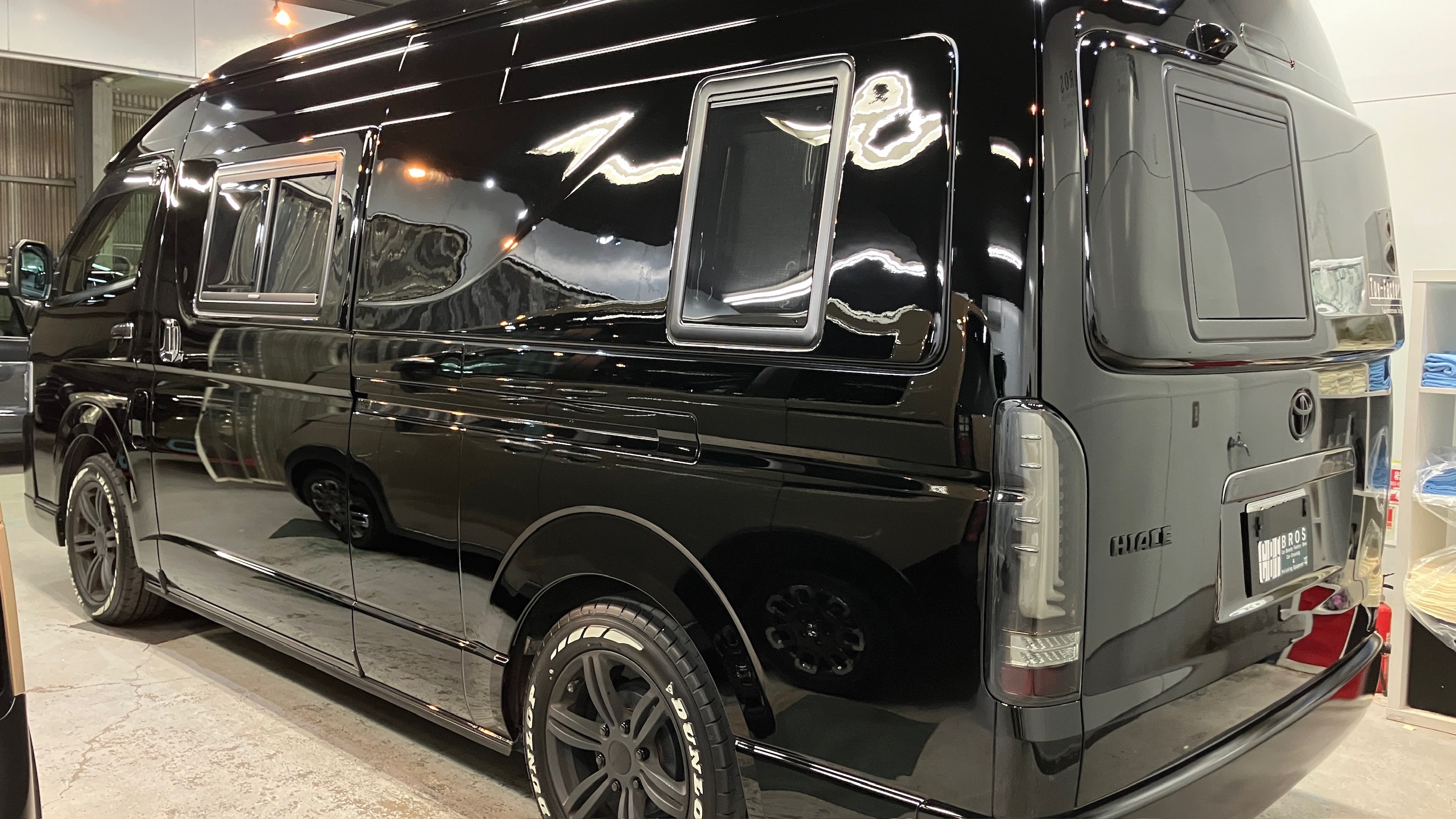 トヨタ・ハイエース:ガードグレイズ施工:完成写真4