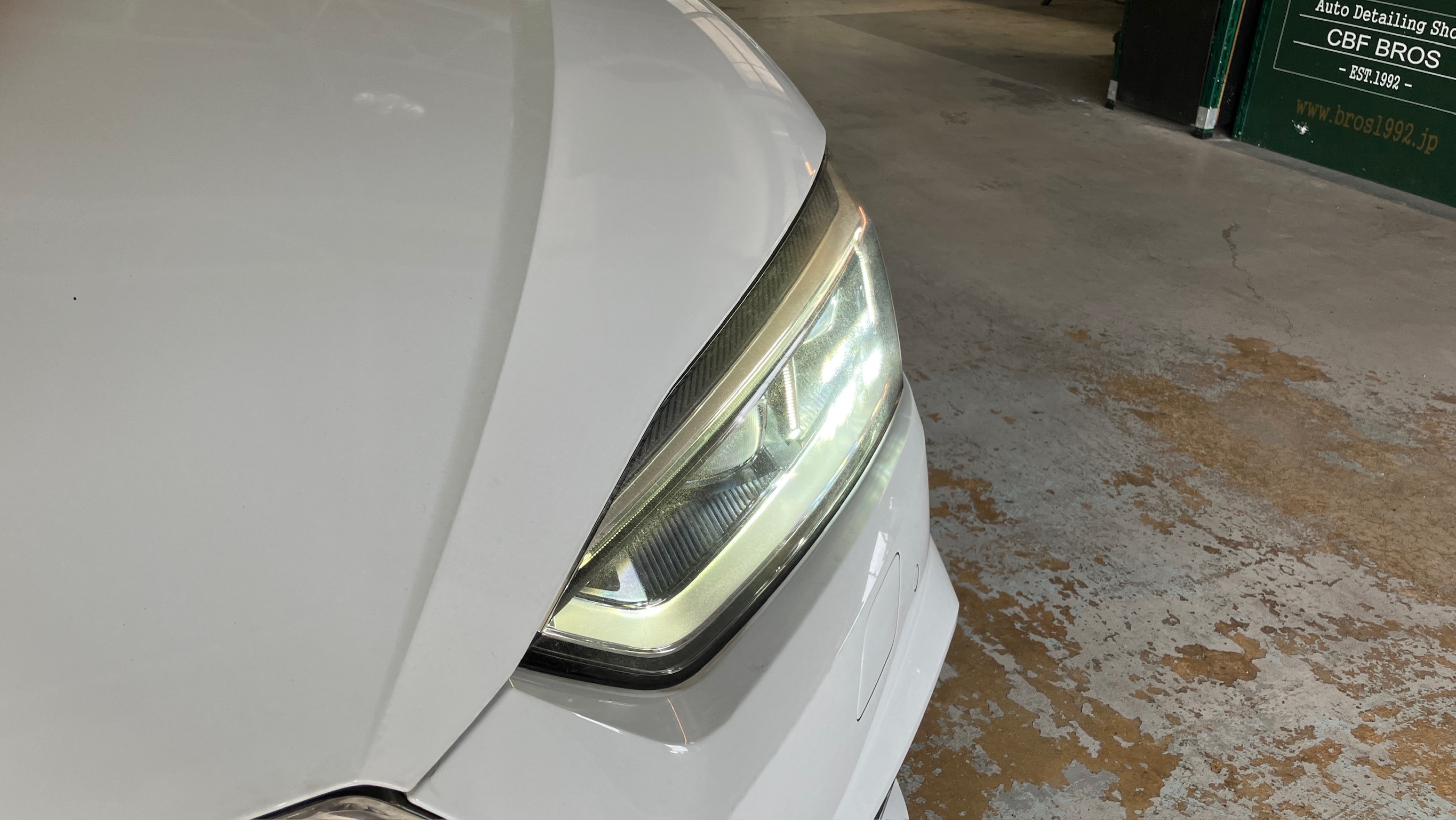 アウディ・A5:ヘッドライトリファイン:完成写真2