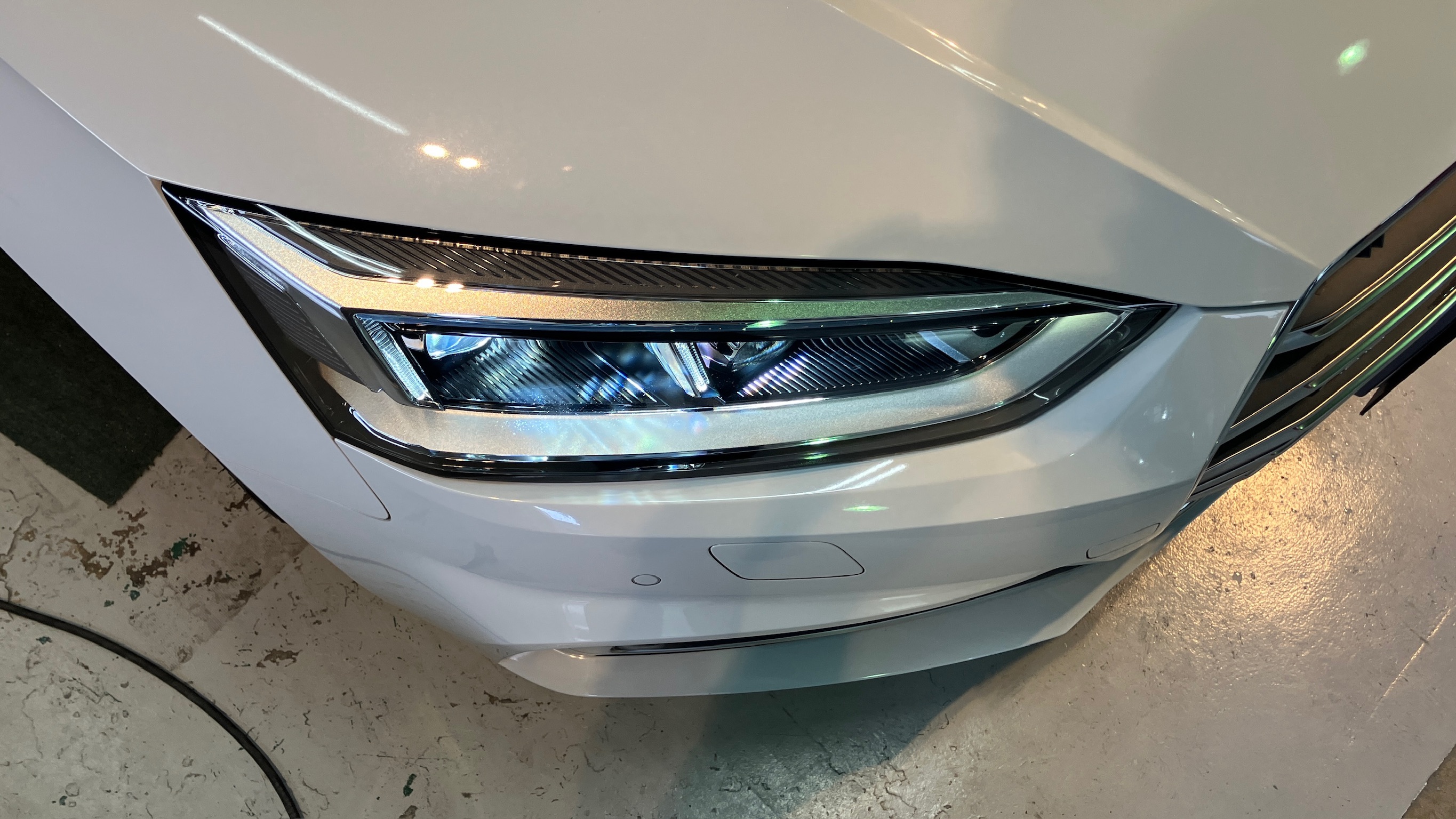 アウディ・A５：ヘッドライトリファイン：完成写真５