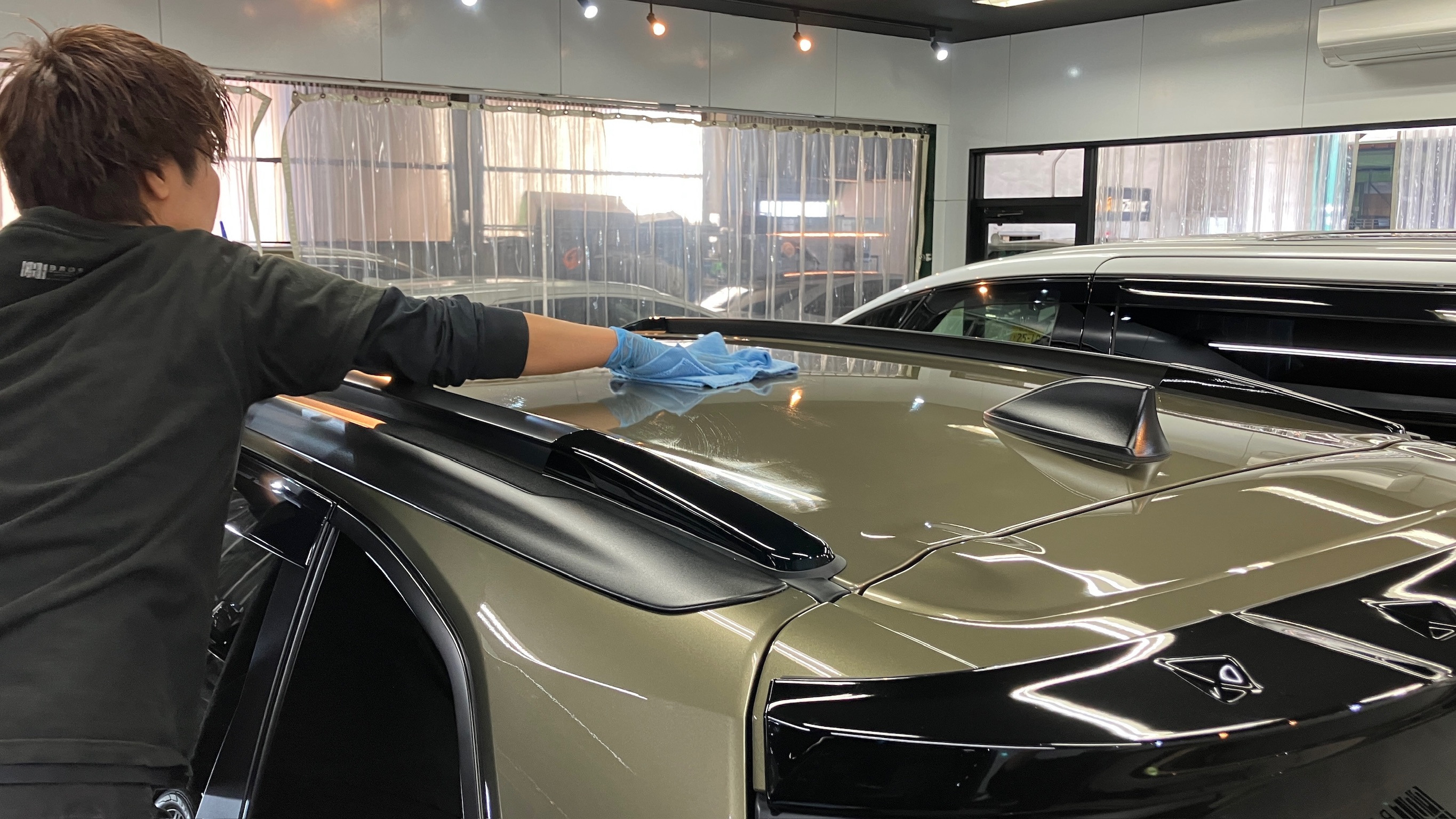 スバル・フォレスター:断熱フィルム施工:施工写真6