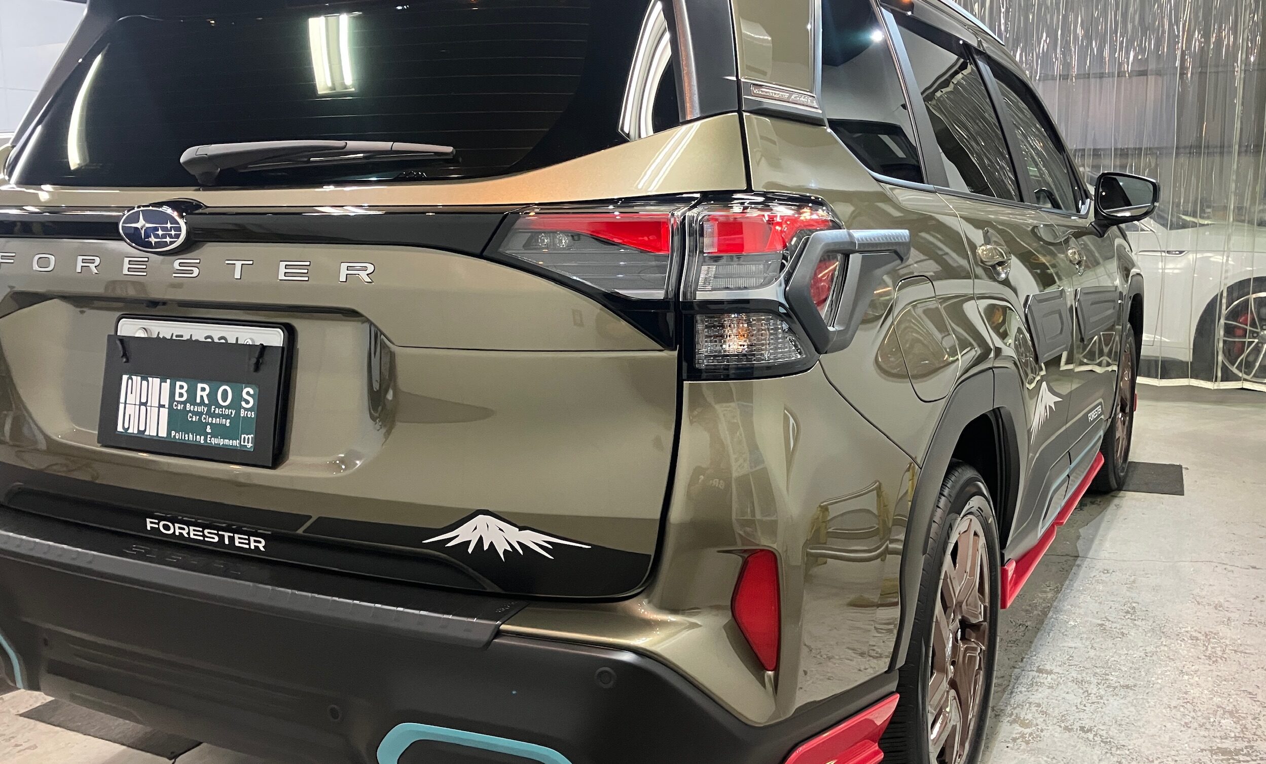 スバル・フォレスター:クラスM施工:完成写真4