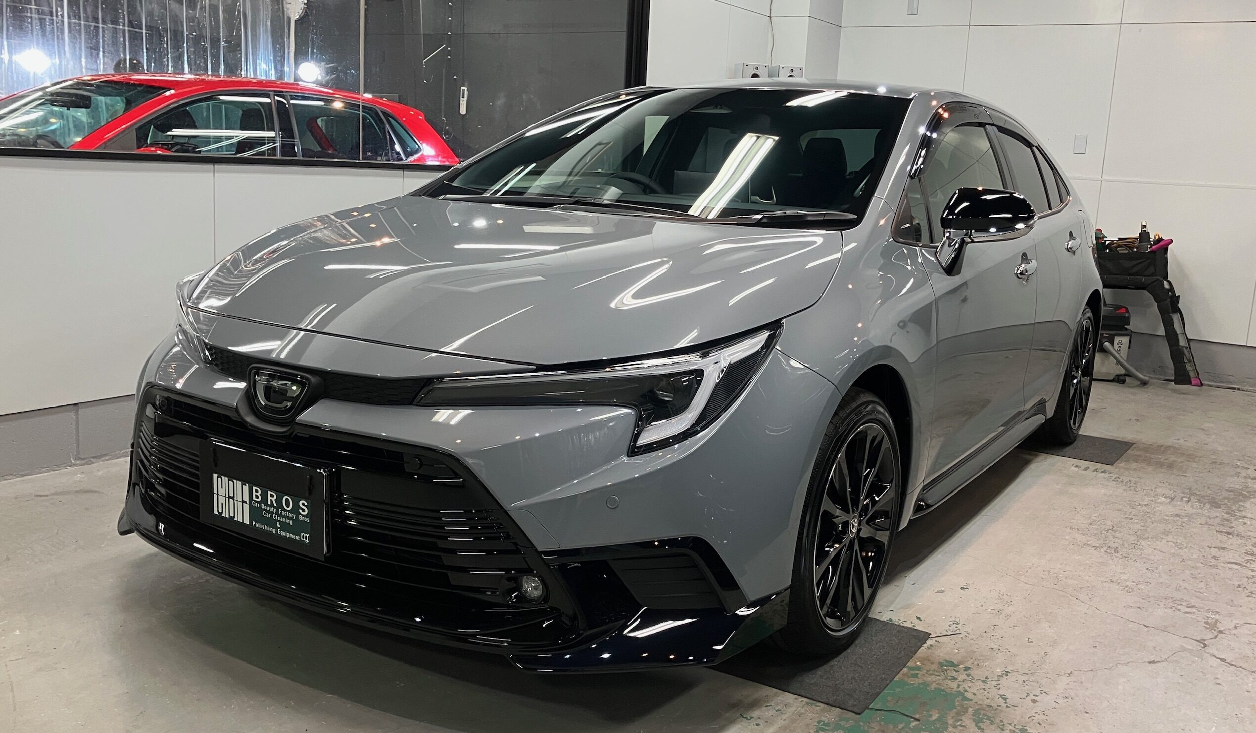 トヨタ・カローラ:ガードグレイズ施工:完成写真2