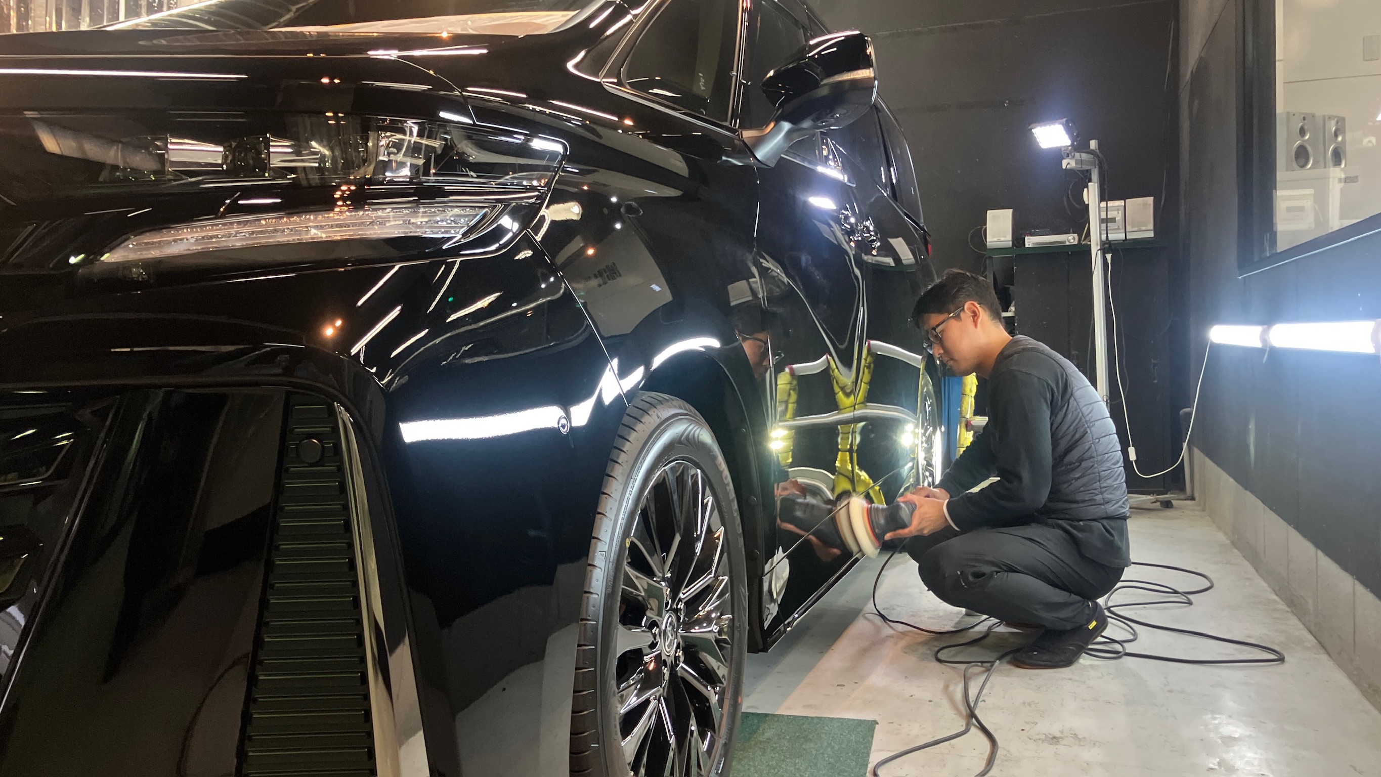 トヨタ・ヴェルファイア:ガードグレイズ施工:施工写真1