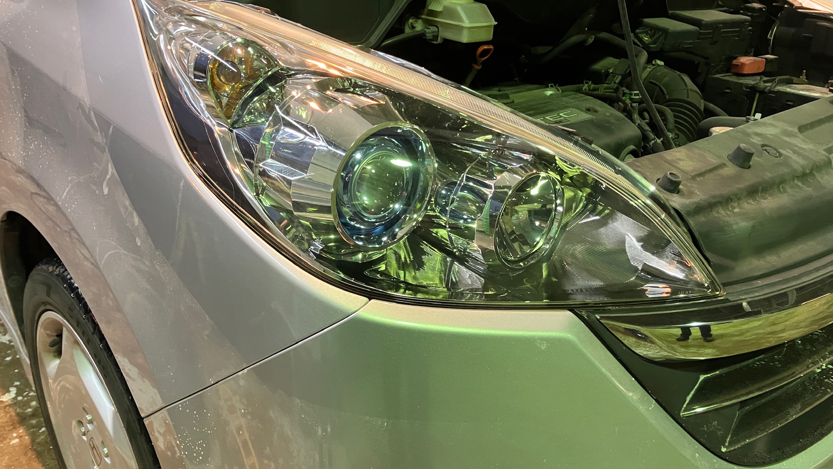 ホンダ・ステップワゴン:ヘッドライトリファイン修復:完成写真4