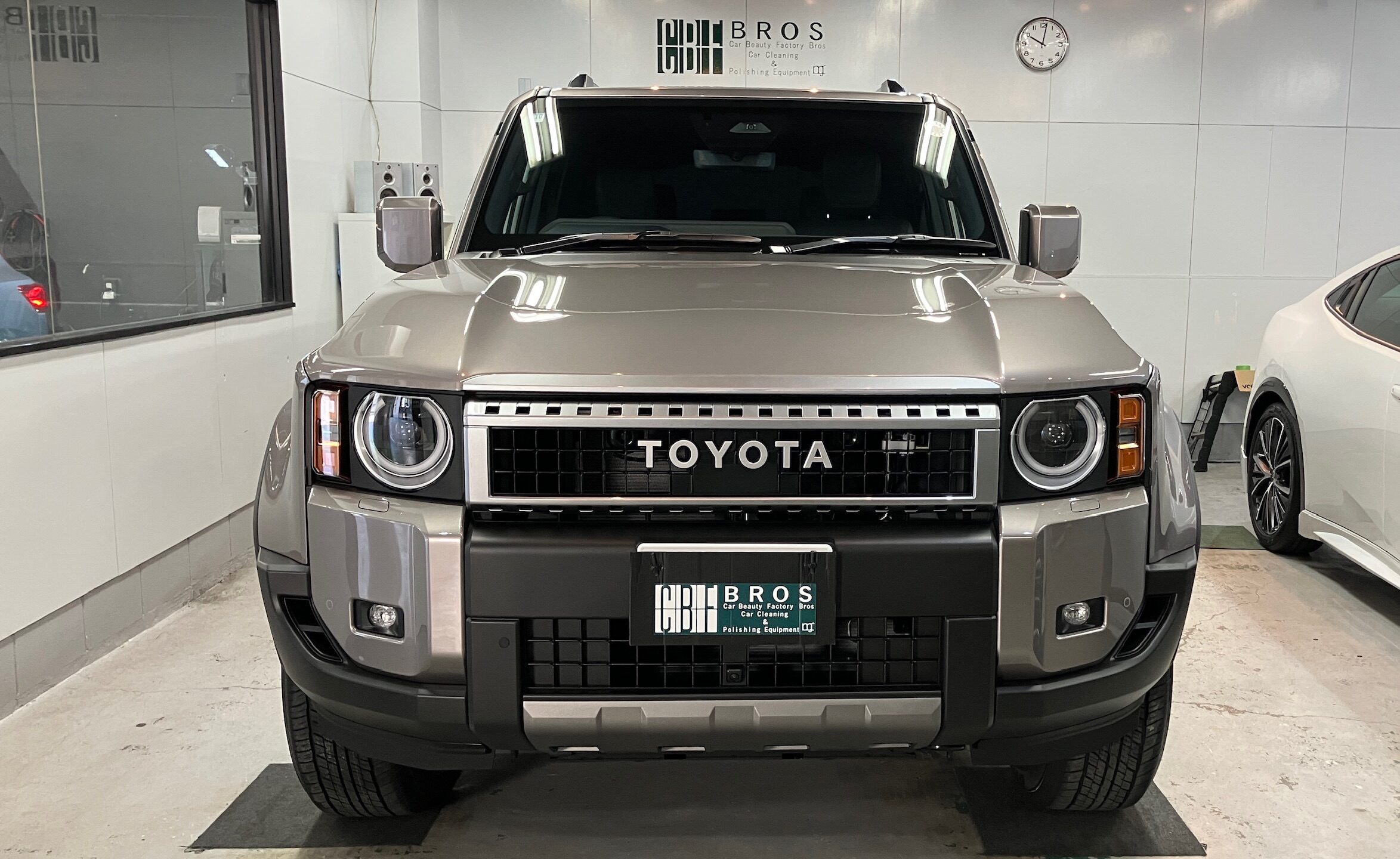 ランドクルーザー２５０：ガードグレイズ施工：完成写真１