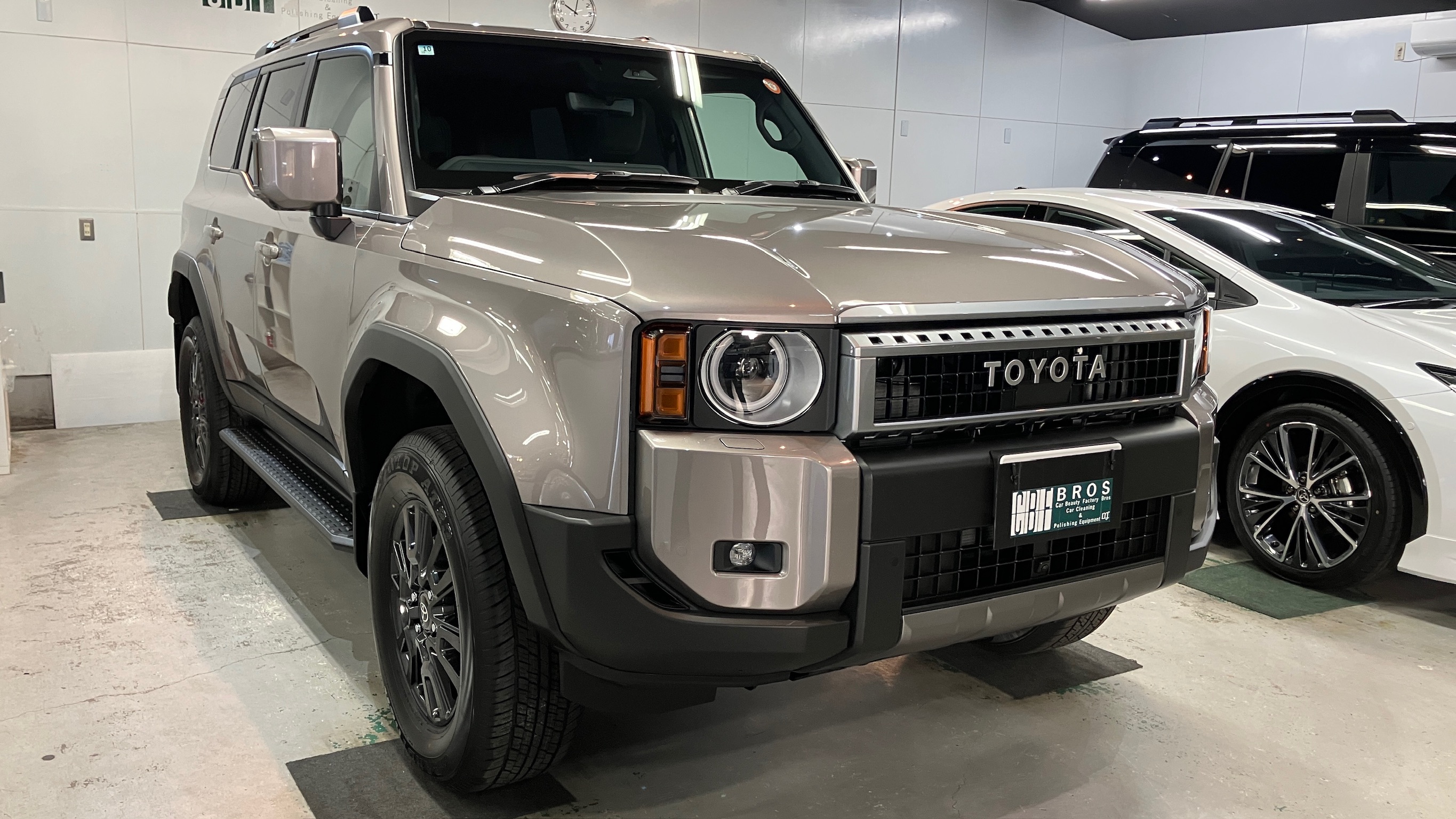 ランドクルーザー２５０：ガードグレイズ施工：完成写真３