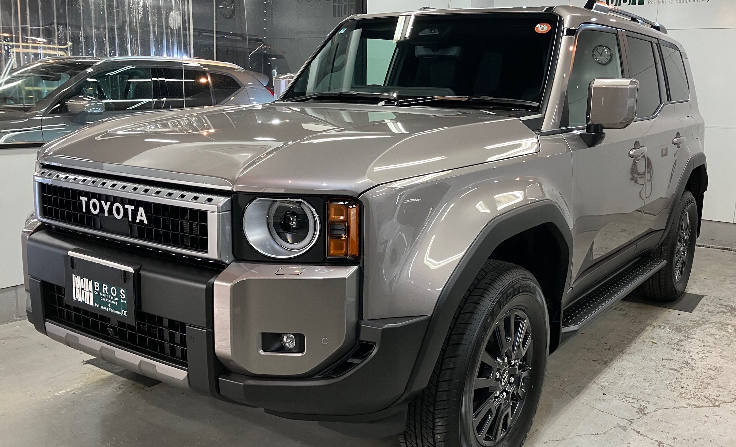 ランドクルーザー２５０：ガードグレイズ施工：完成写真２