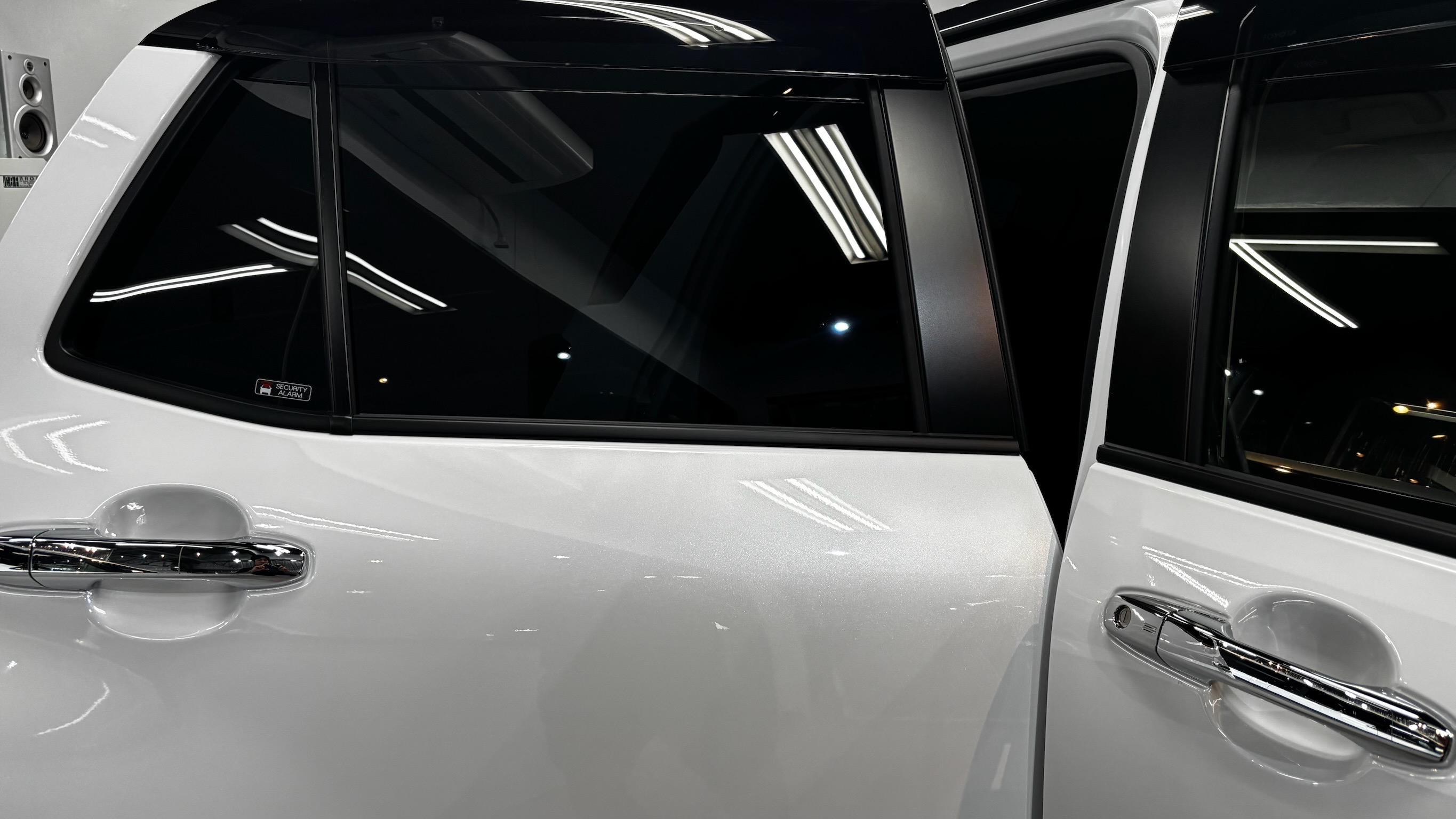 トヨタ・ライズ:ガードグレイズ施工:断熱カーフィルム施工:完成写真6