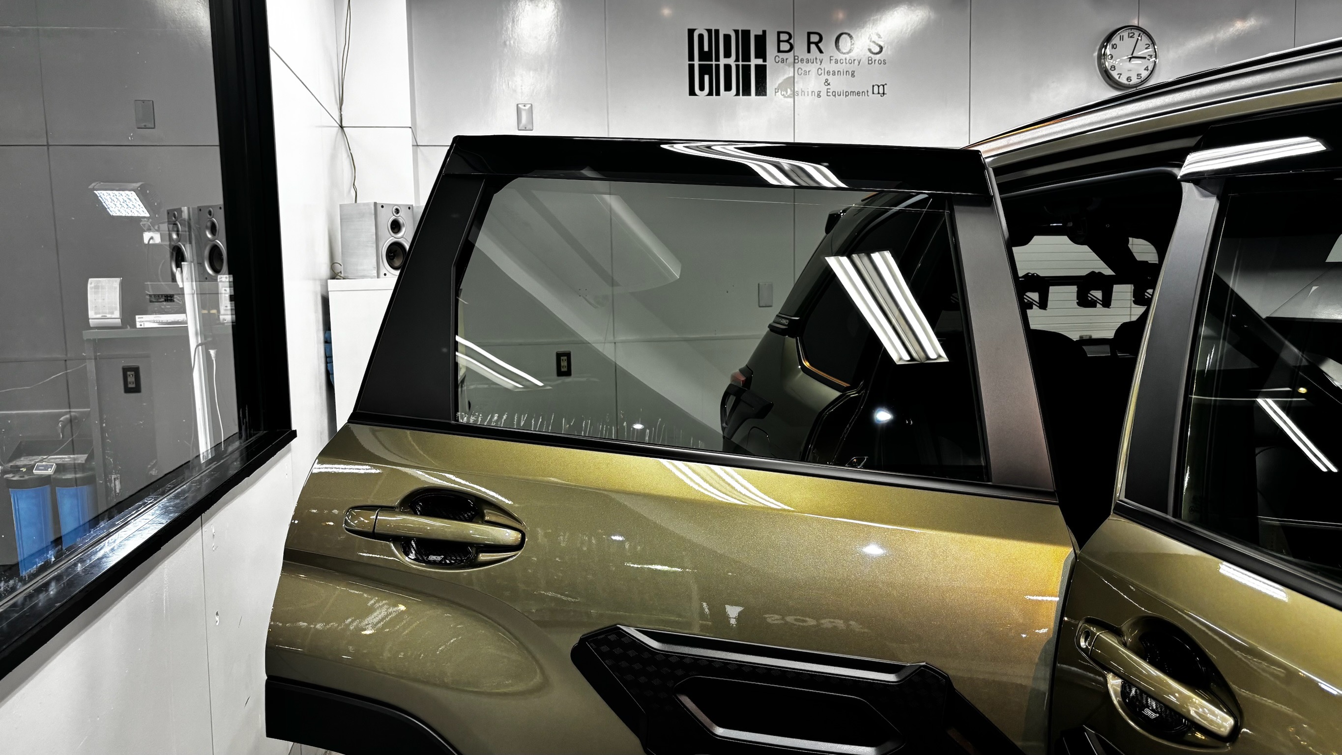 スバル・フォレスター:断熱フィルム施工:完成写真3