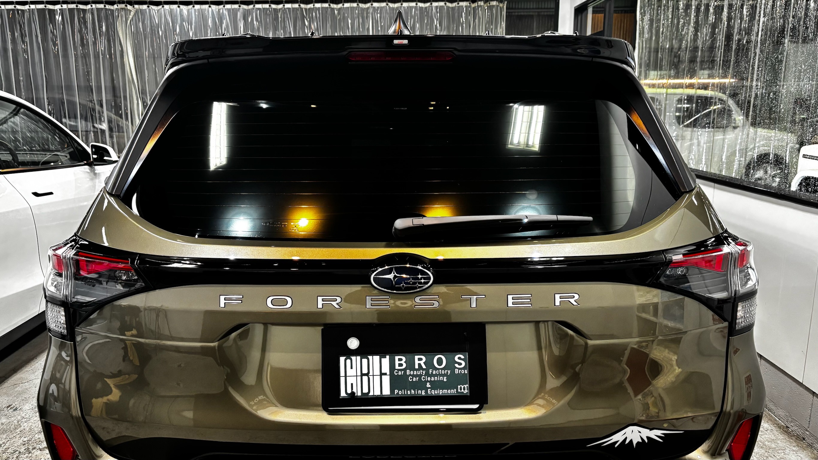 スバル・フォレスター:断熱フィルム施工:完成写真5