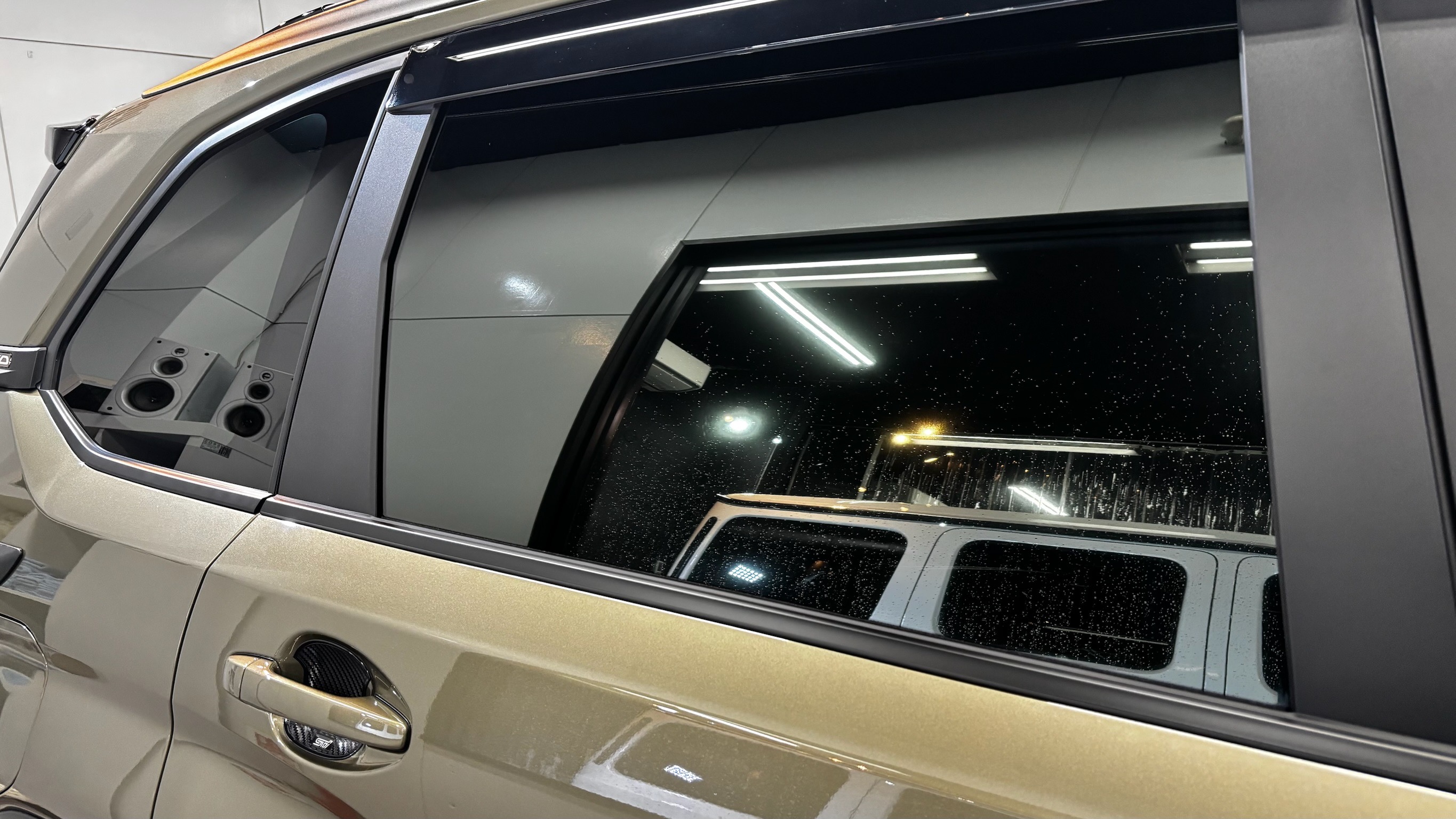 スバル・フォレスター:断熱フィルム施工:完成写真6