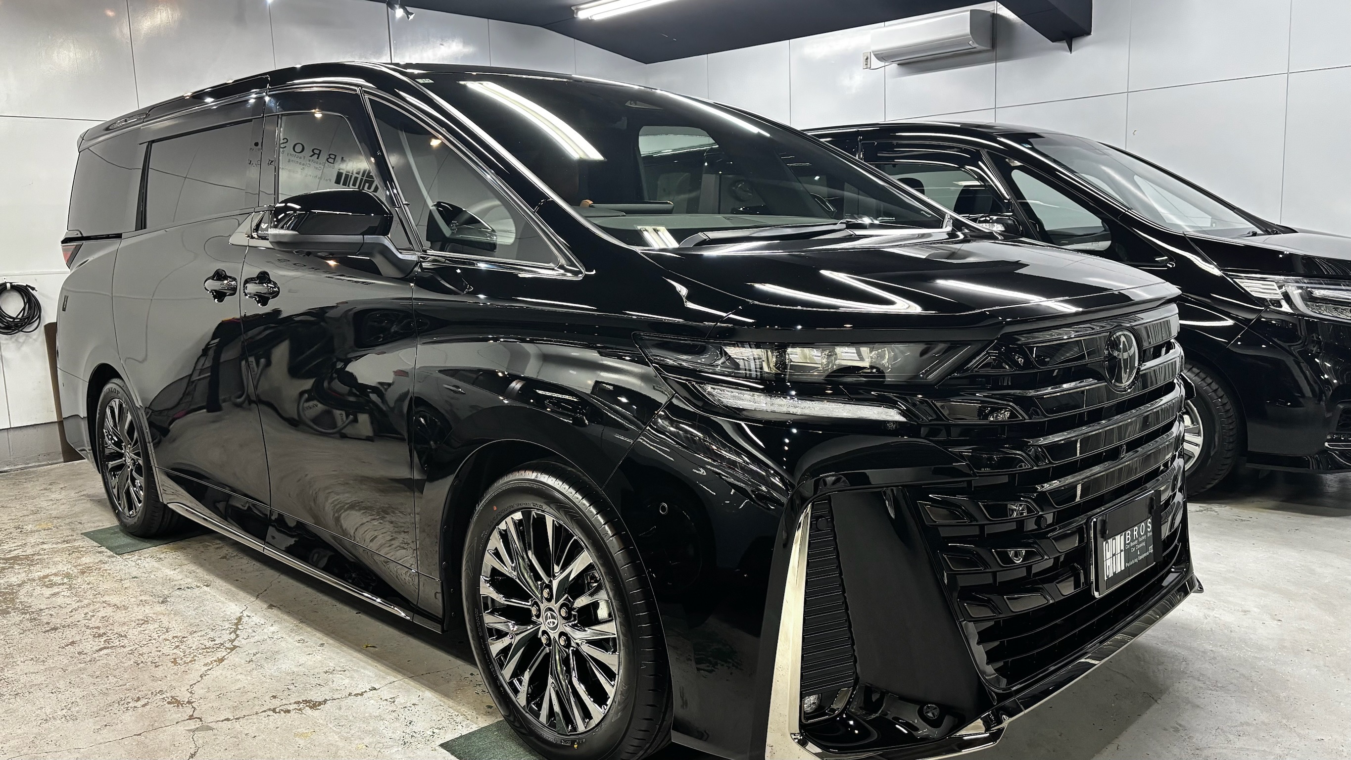 トヨタ・ヴェルファイア:ガードグレイズ施工:施工写真2