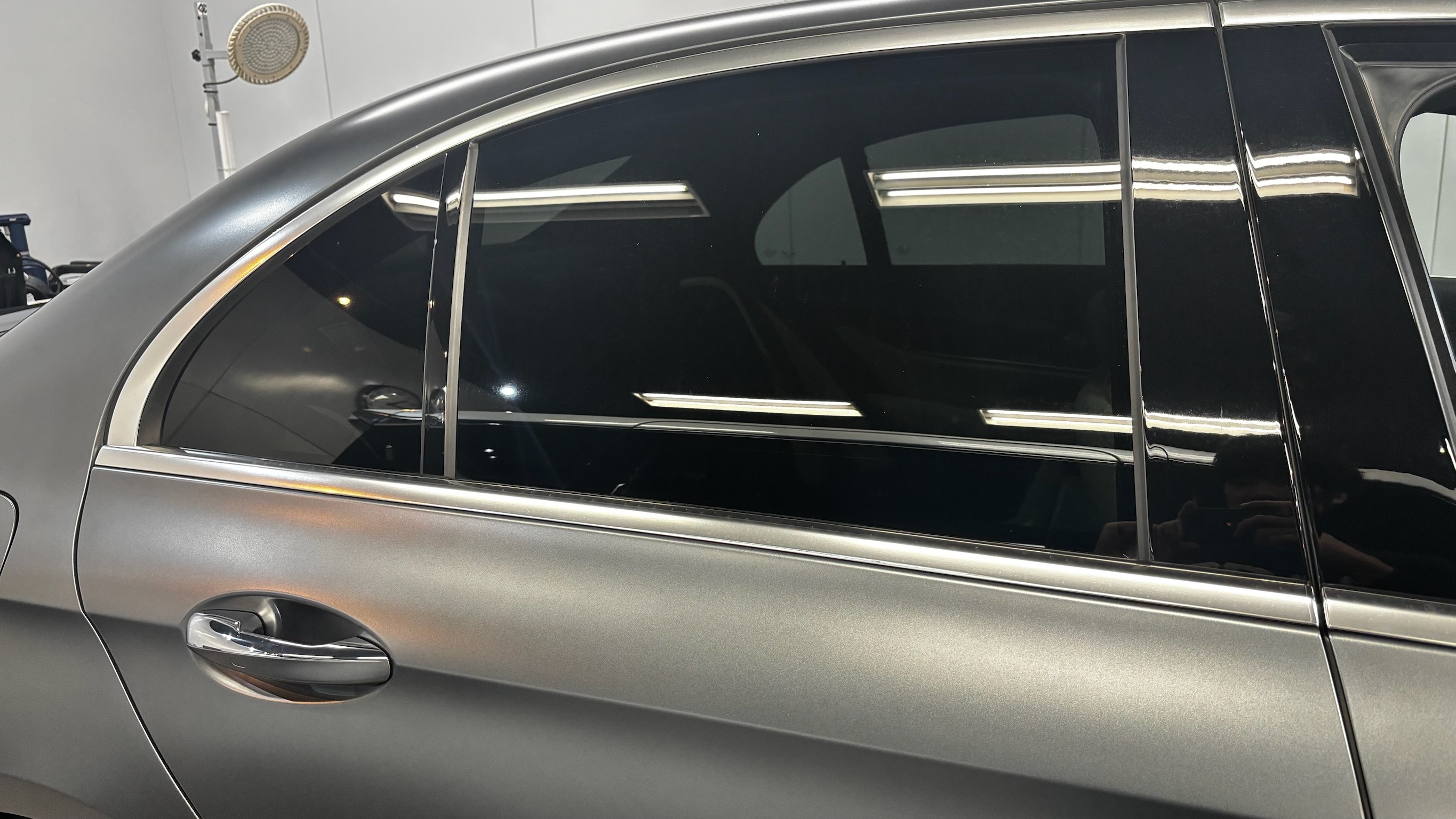 メルセデス・ベンツ・AMG E53:断熱カーフィルム施工:完成写真1