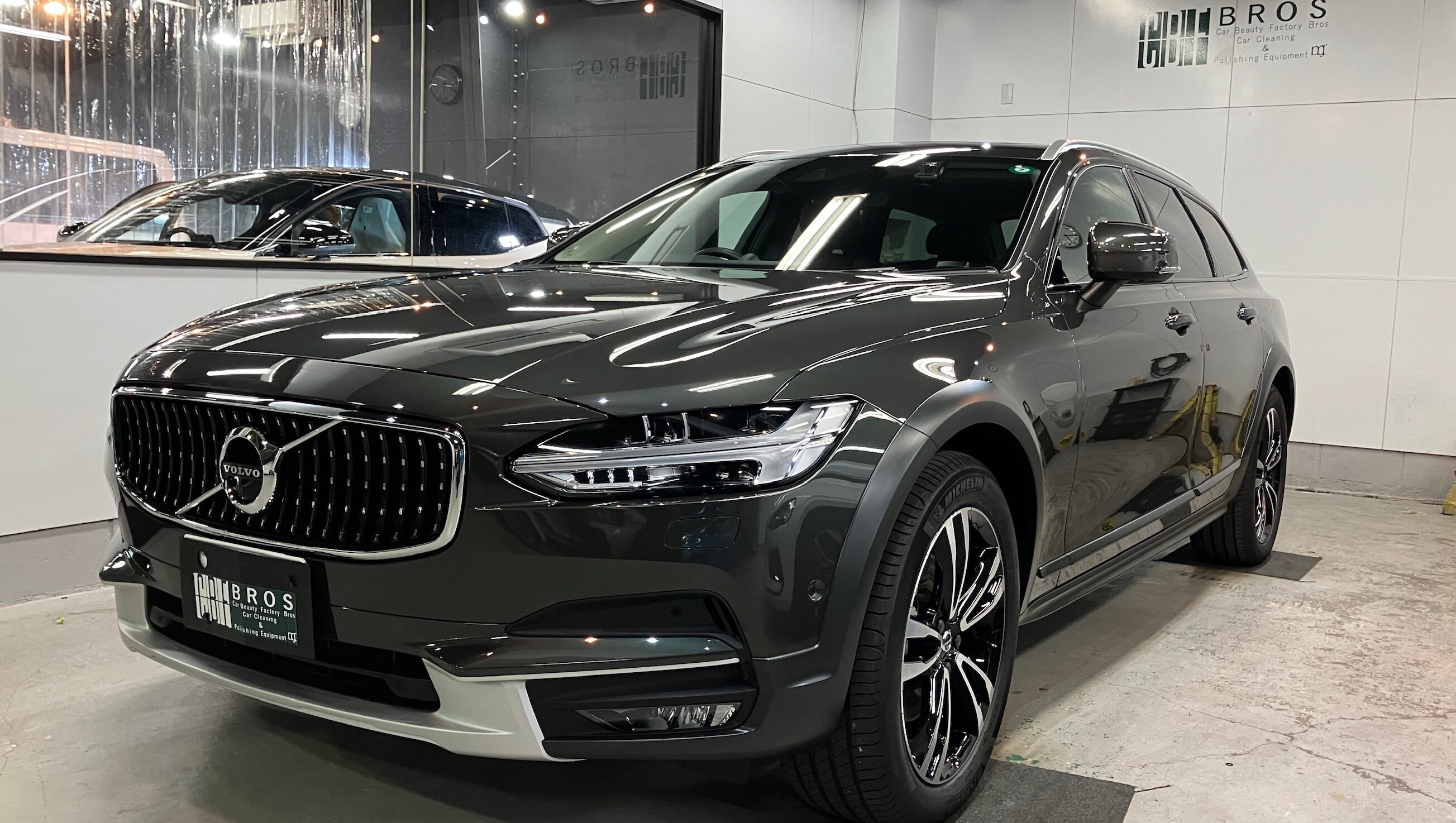 ボルボ・V90：アドバンスド施工：完成写真２