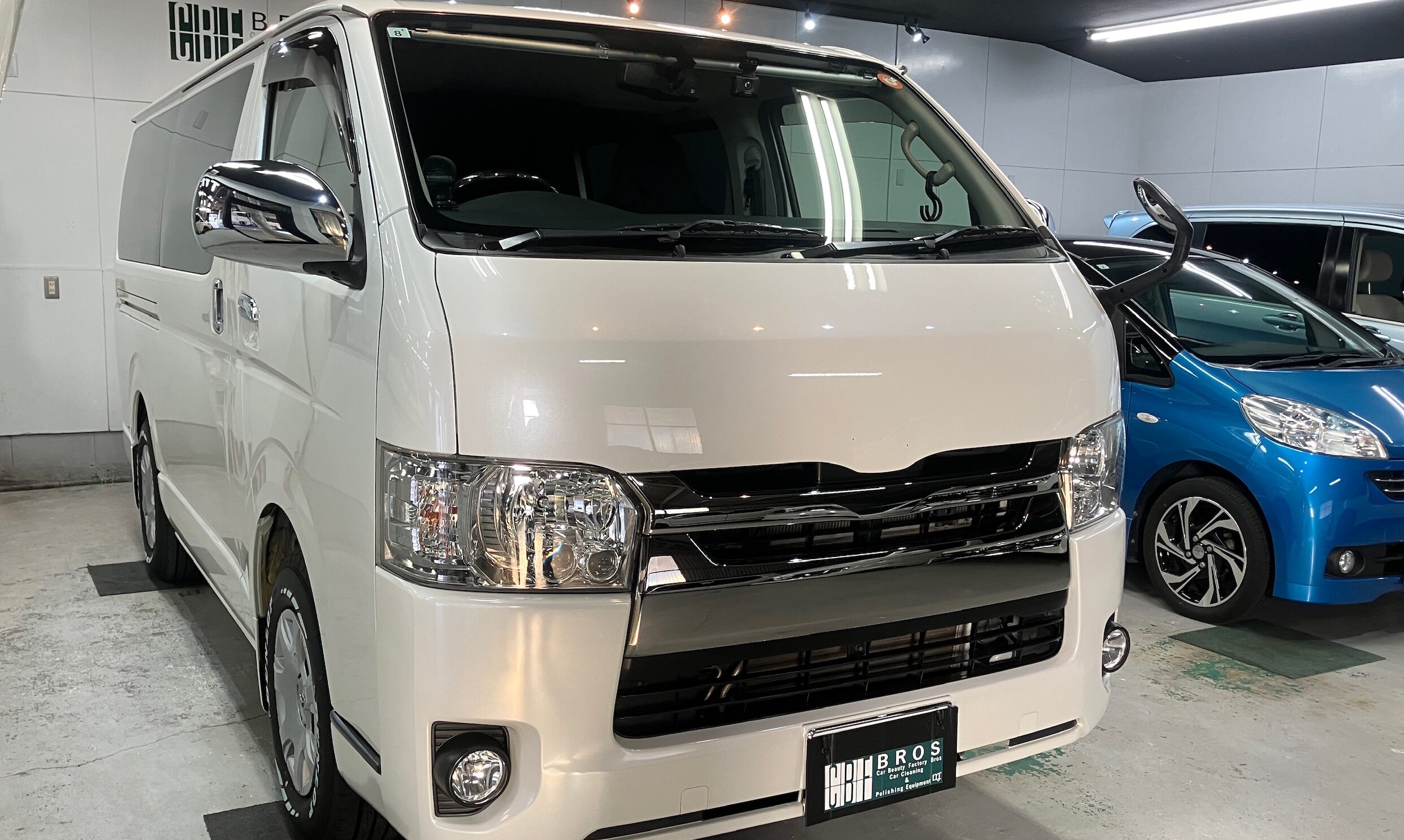 トヨタ・ハイエース:ガードグレイズ施工:完成写真3