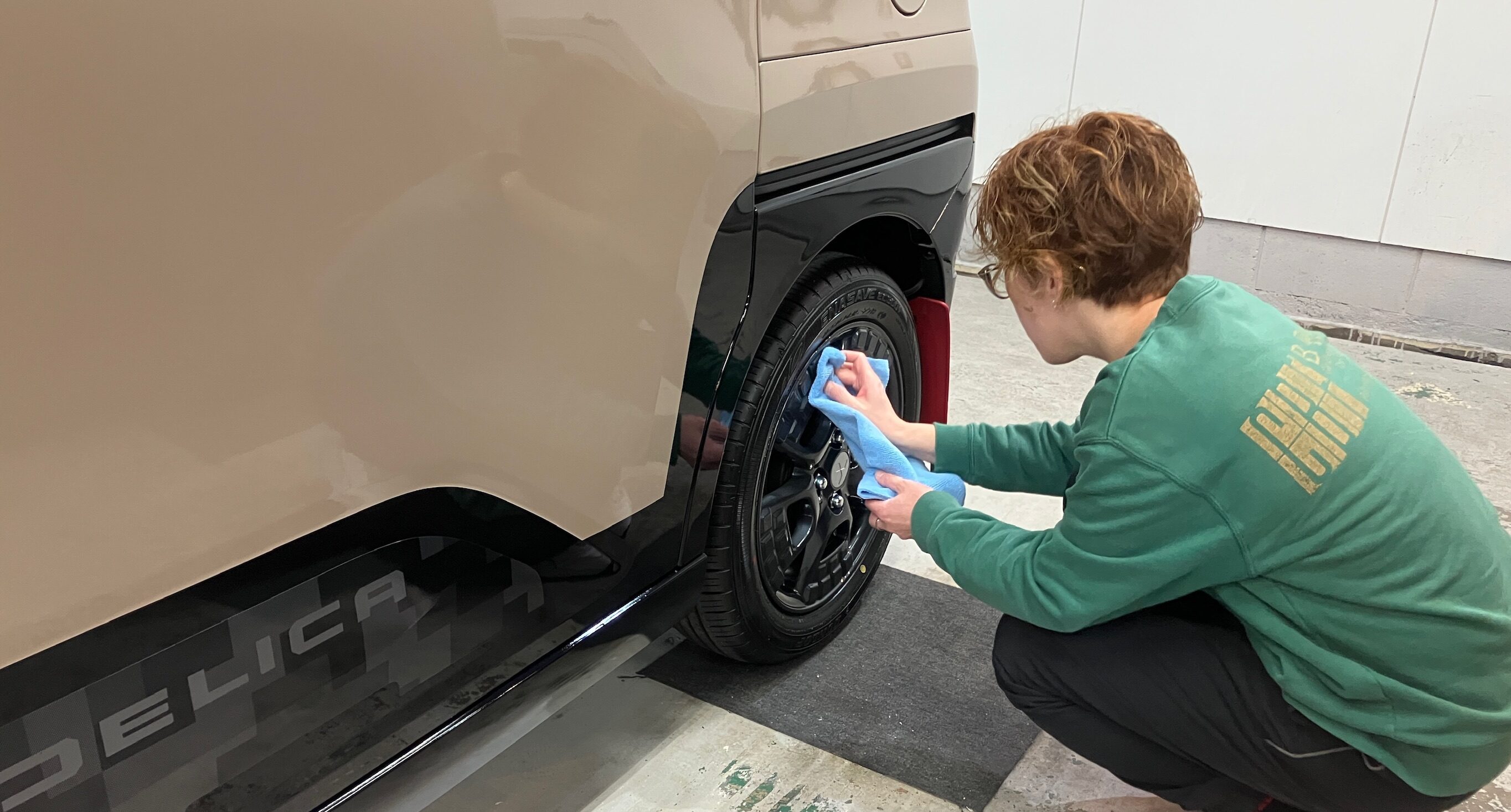 三菱・デリカミニ：アドバンスド施工：施工写真３