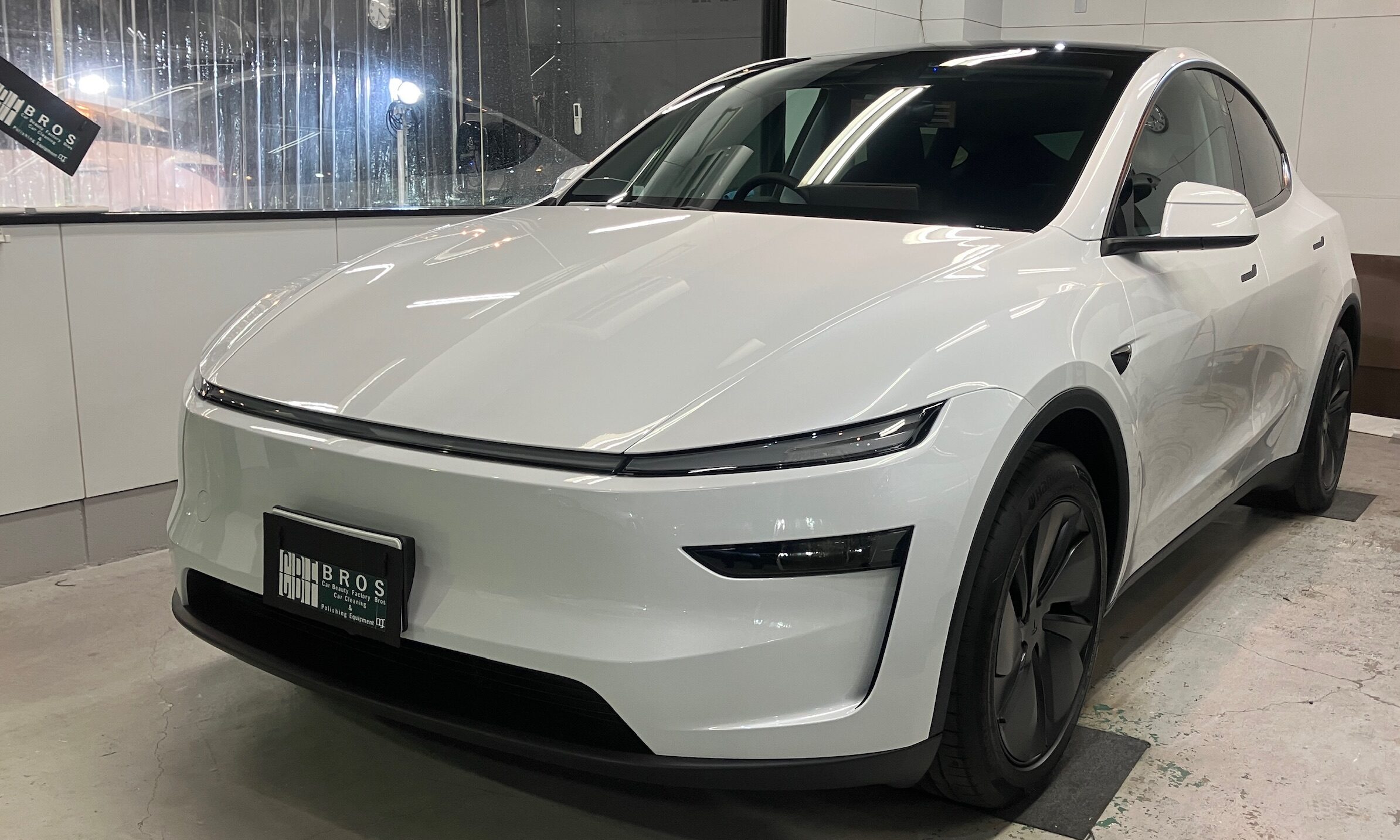 テスラ・モデルY:ガードグレイズ施工:完成写真3