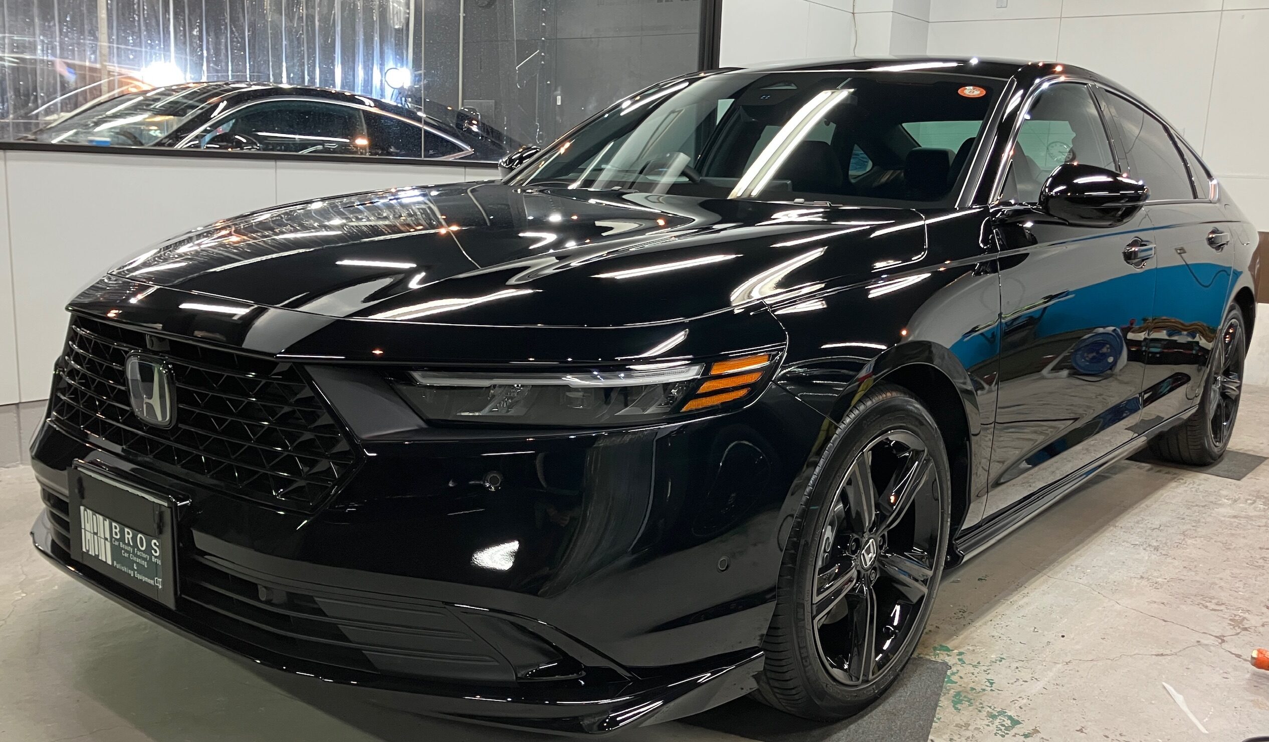 ホンダ・アコード：クラスM施工：完成写真３