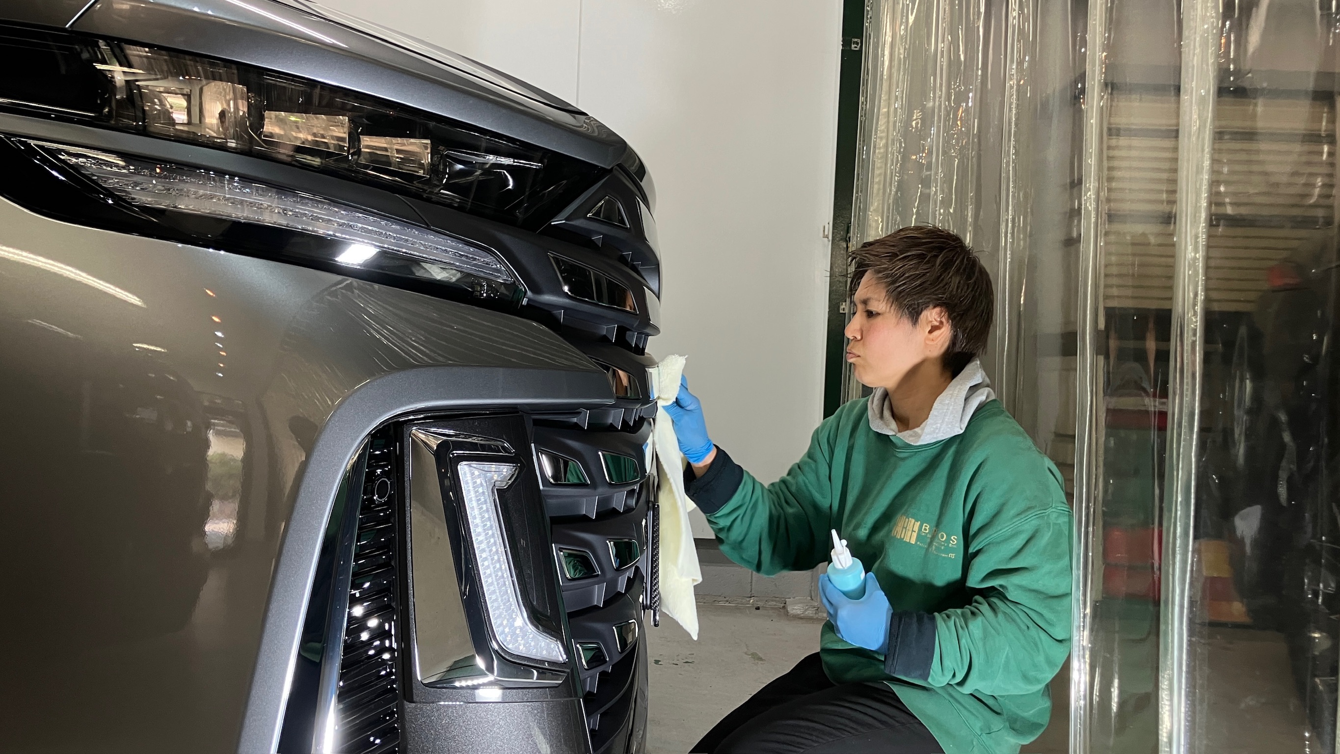 トヨタ・ヴェルファイア：アドバンスド施工：施工写真４