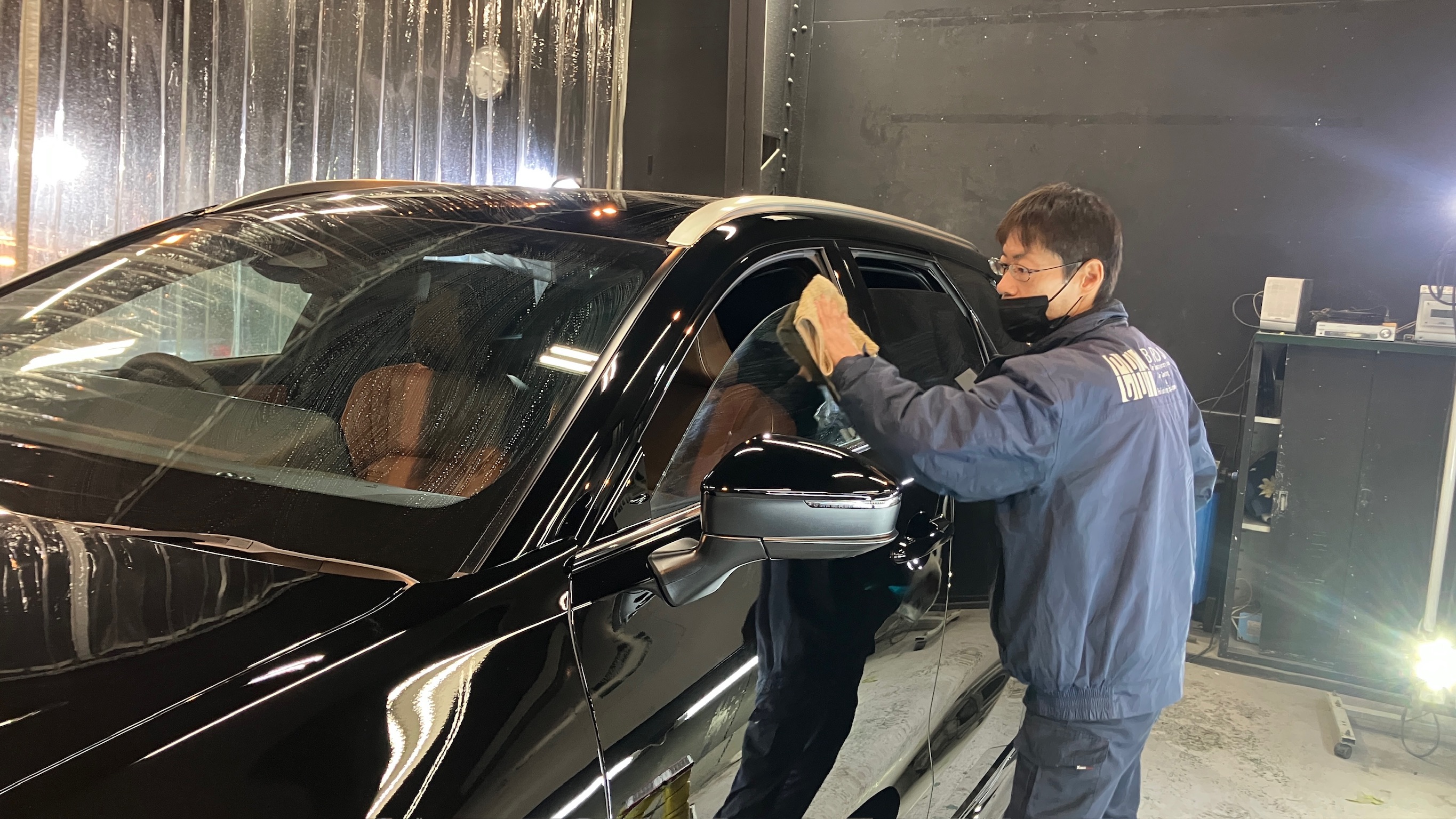 トヨタ・クラウンエステート：ガードグレイズ施工：施工写真４