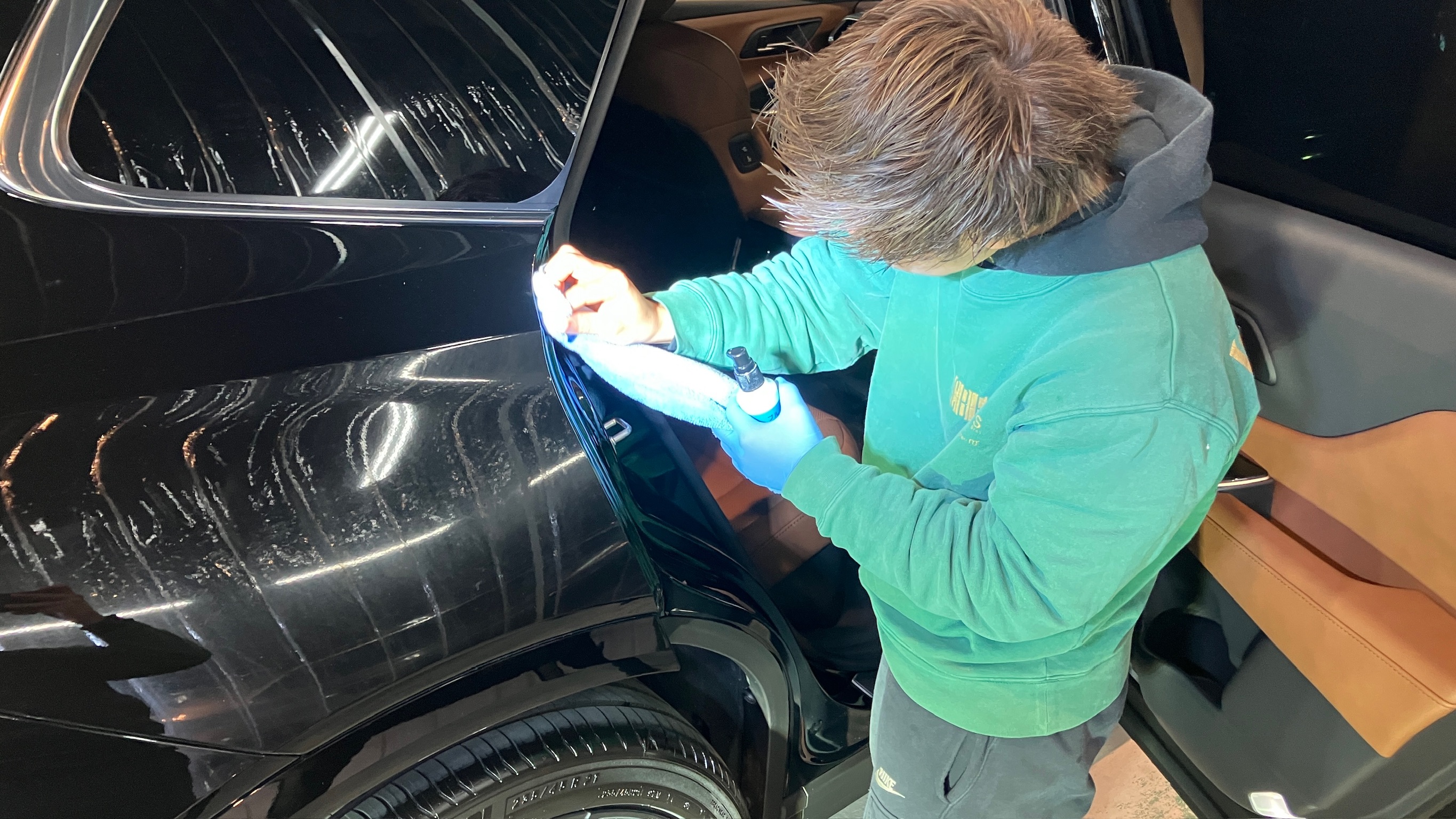 トヨタ・クラウンエステート：ガードグレイズ施工：施工写真２