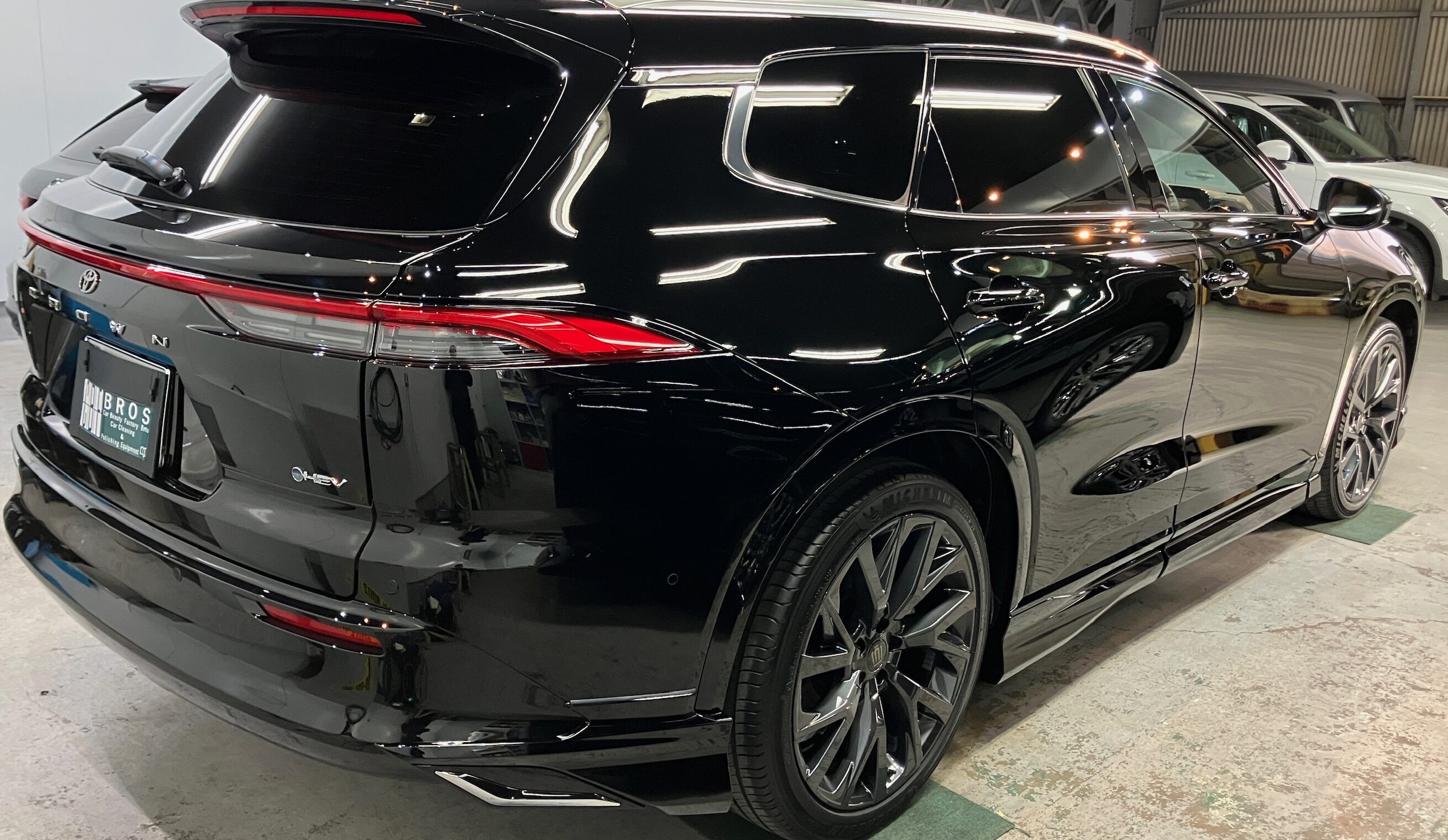 トヨタ・クラウンエステート：ガードグレイズ施工：完成写真４