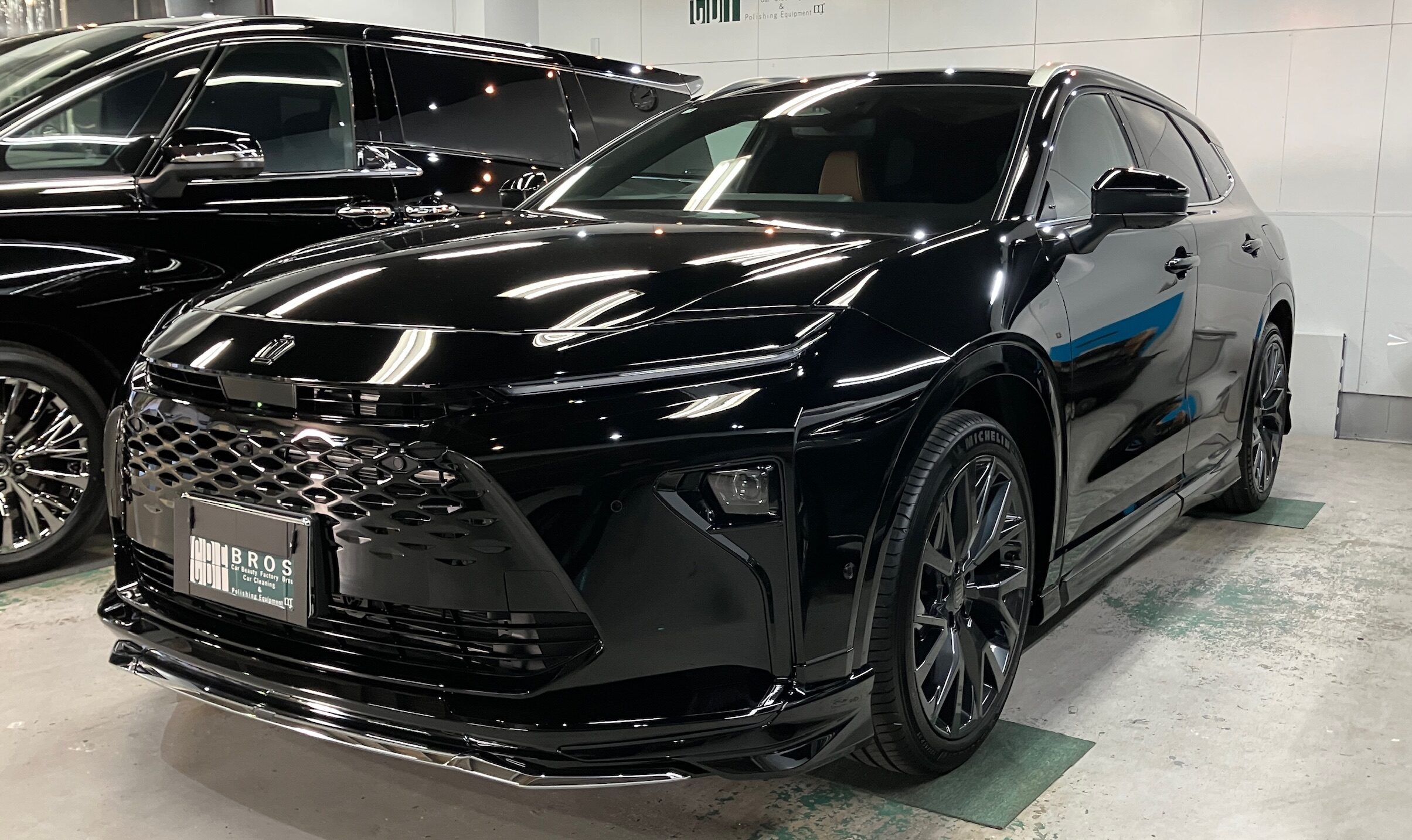 トヨタ・クラウンエステート：ガードグレイズ施工：完成写真３