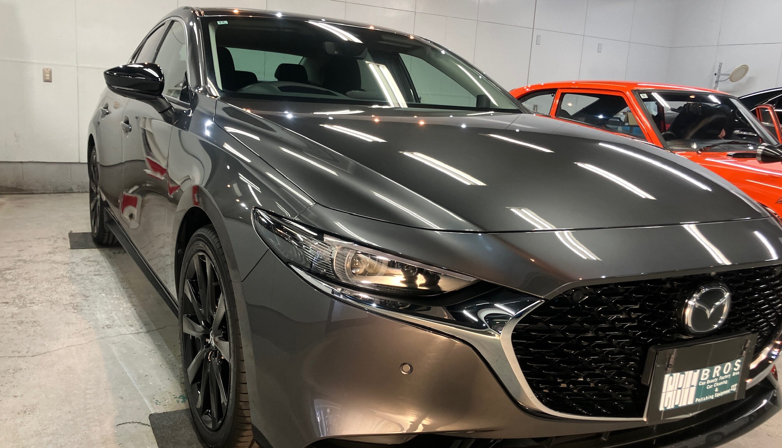 マツダ・マツダ３：クラスM施工：完成写真３