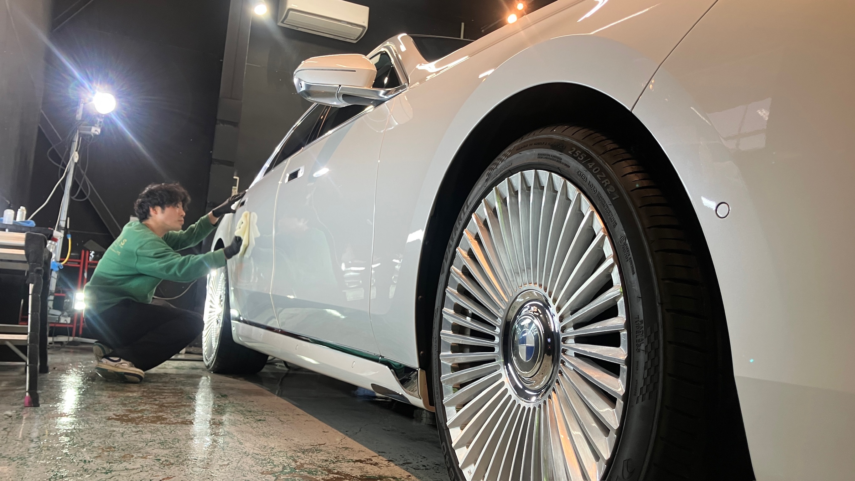 BMW・７シリーズ：コーティングメンテナンス：施工写真３