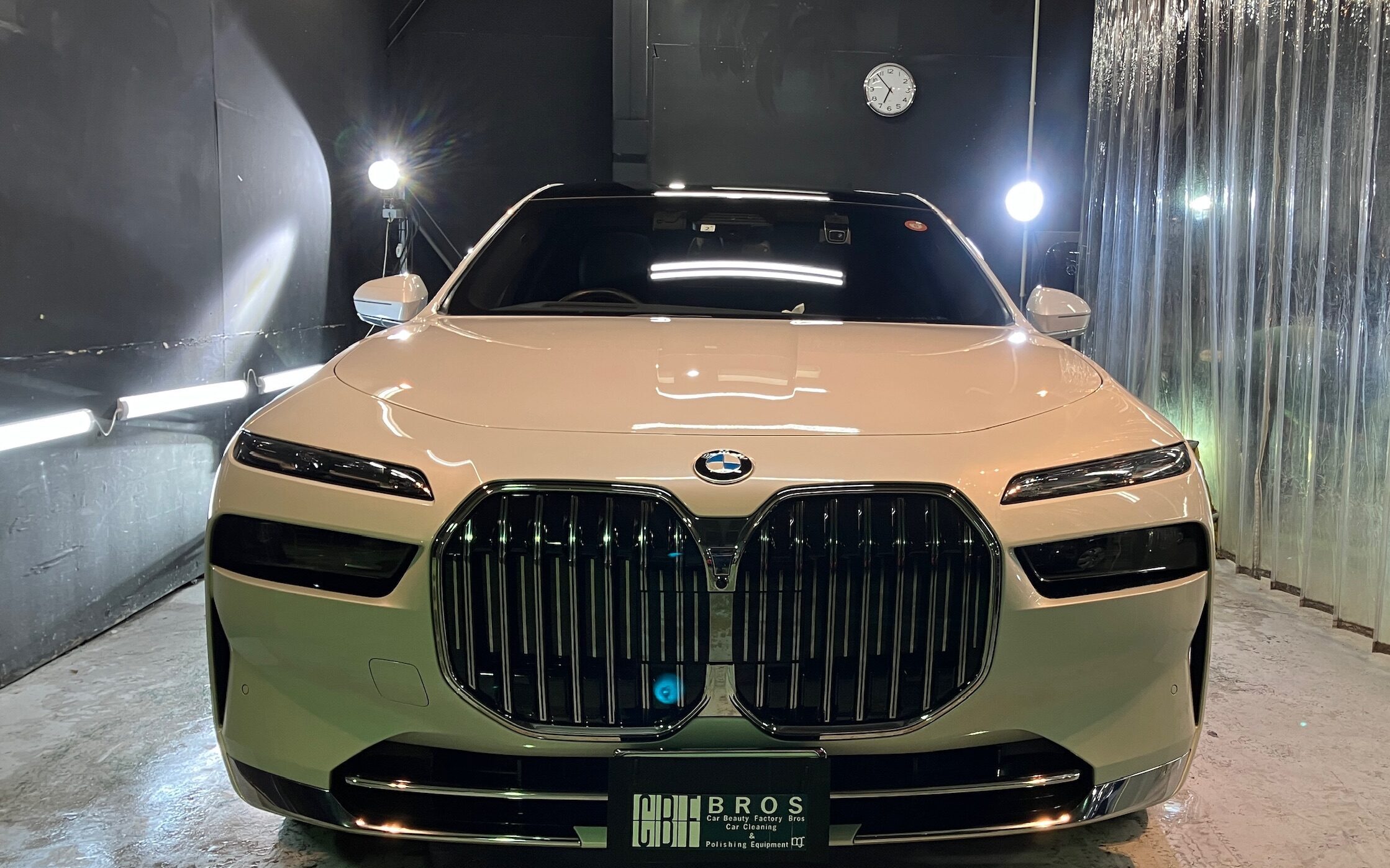BMW・７シリーズ：コーティングメンテナンス：完成写真１