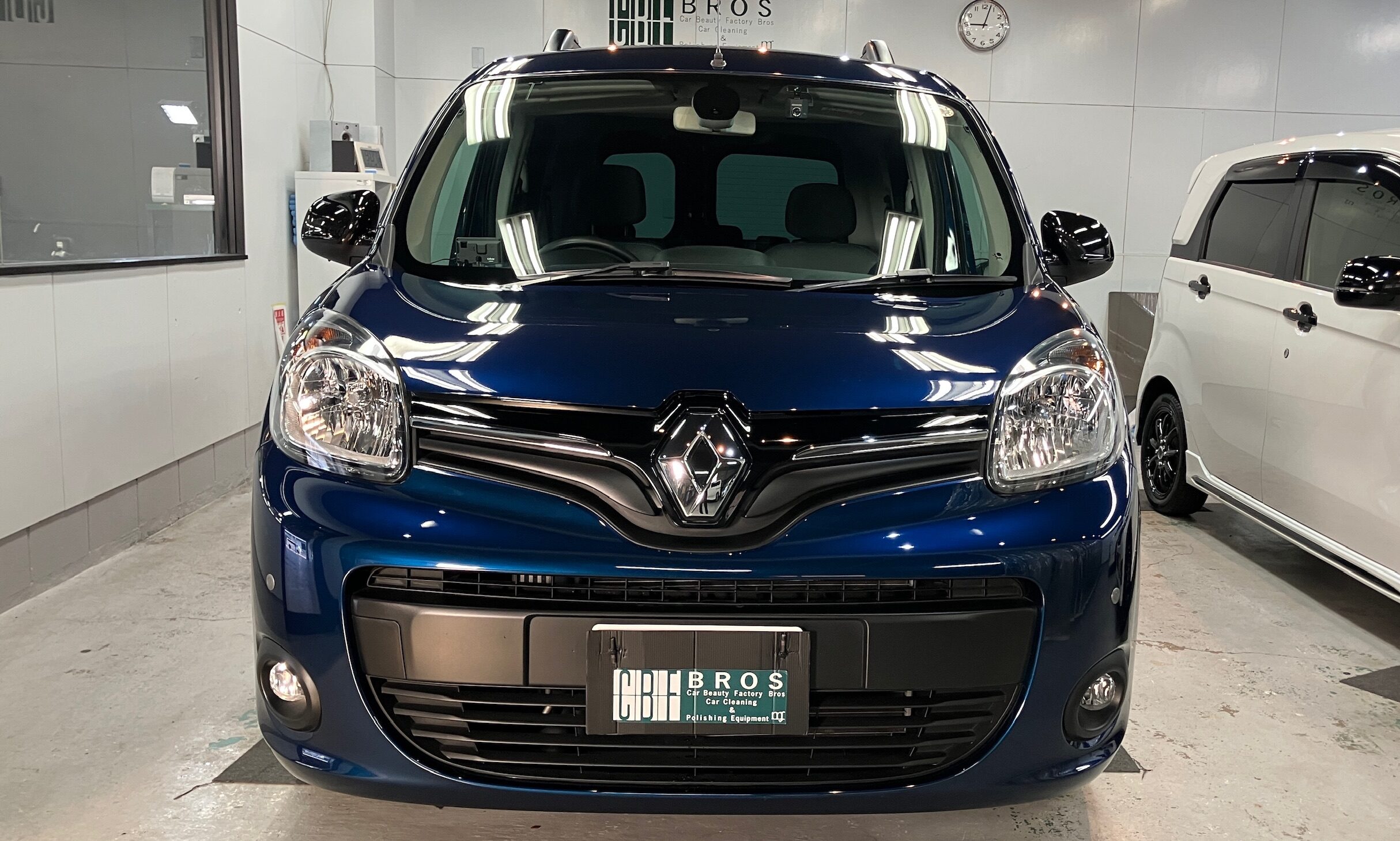 ルノー・カングー:ガードグレイズ施工:完成写真3