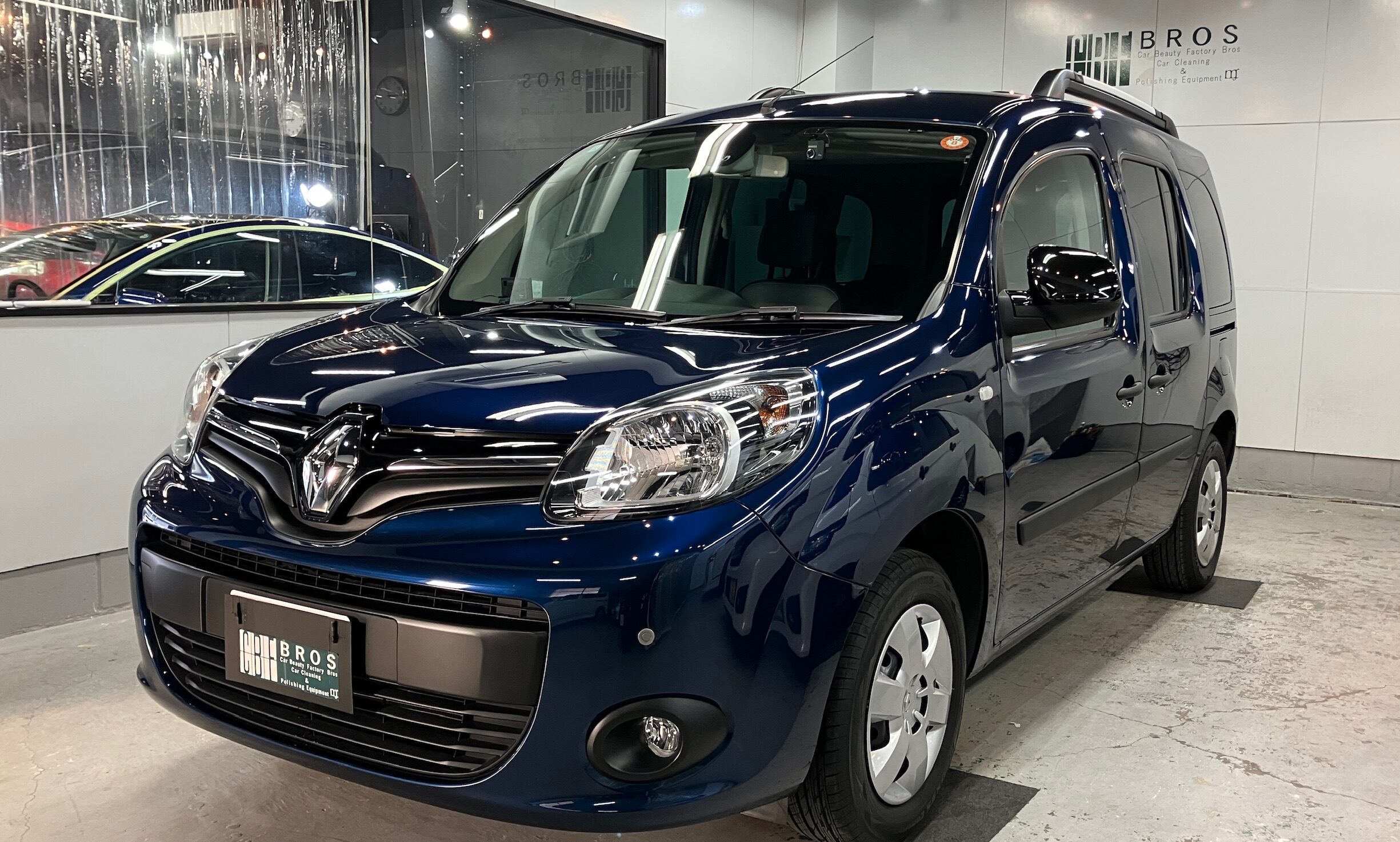 ルノー・カングー:ガードグレイズ施工:完成写真5