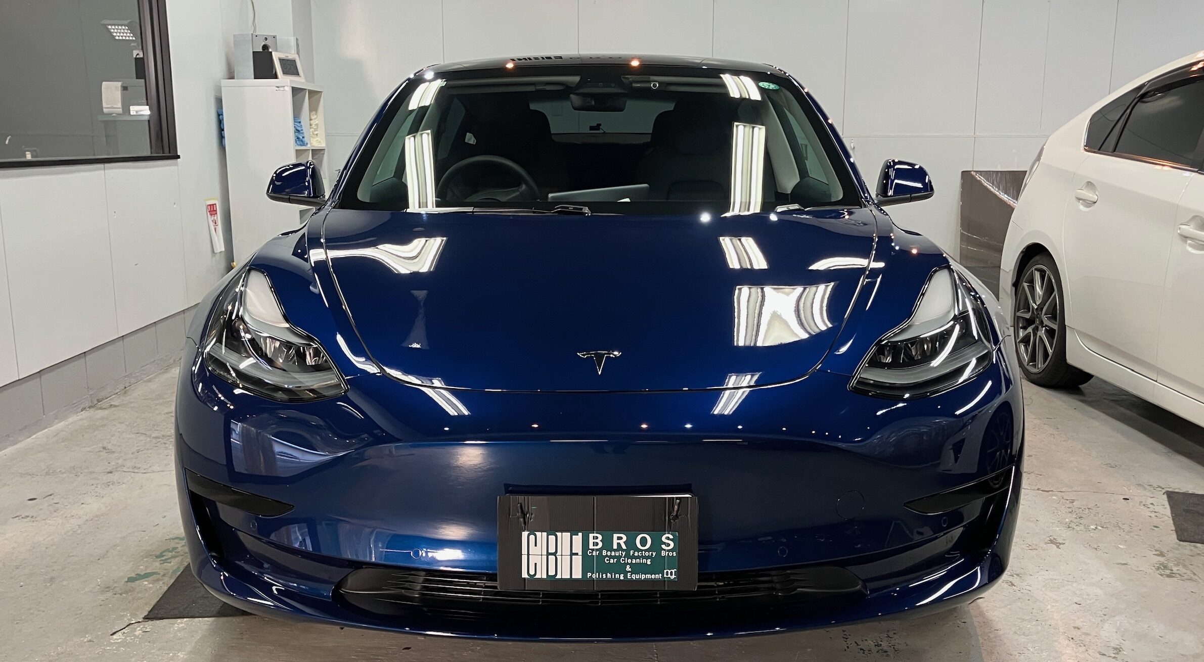 テスラ・モデル３：ガードグレイズ施工：完成写真２