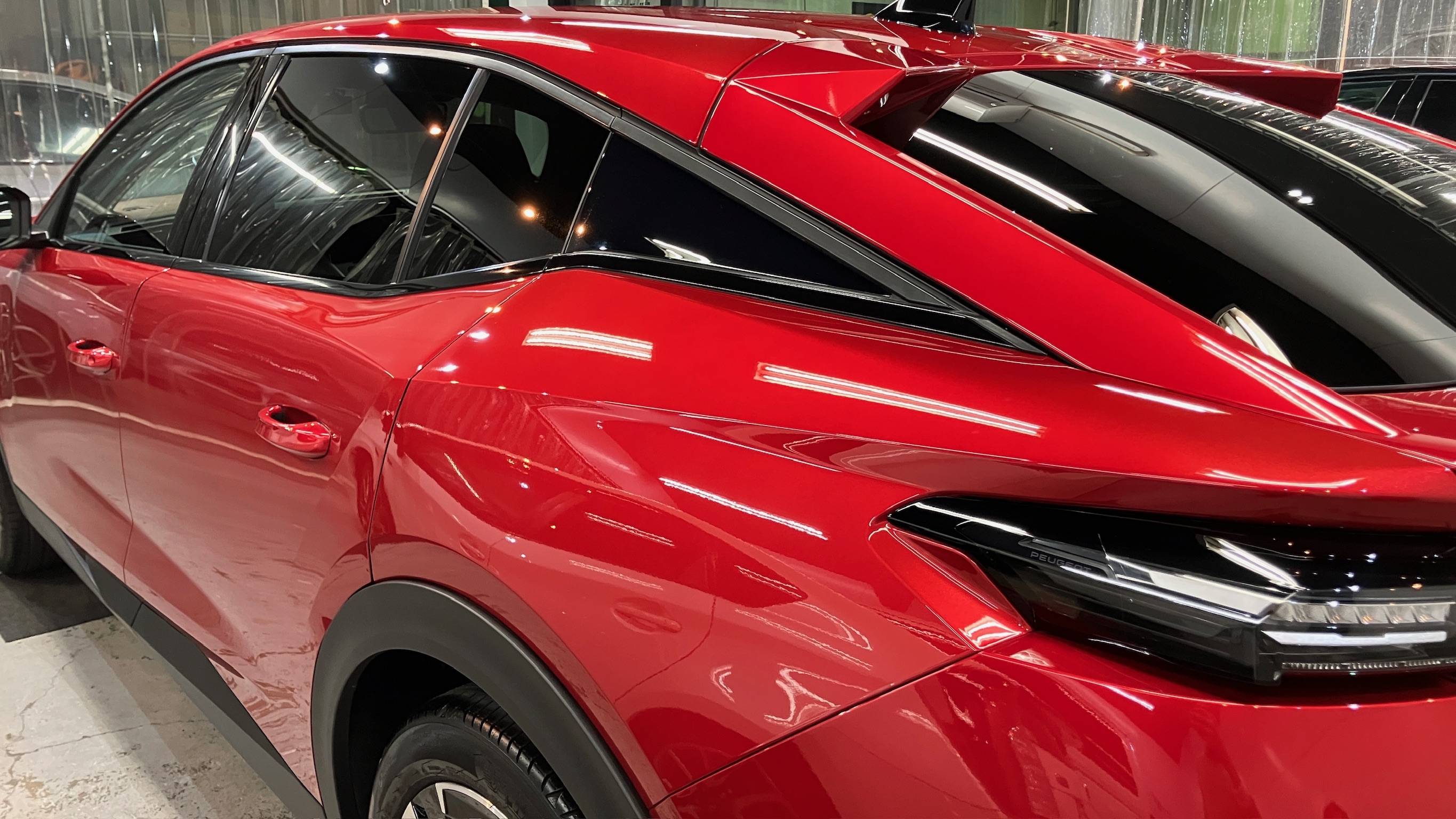 プジョー・408:アドバンスド施工:完成写真9