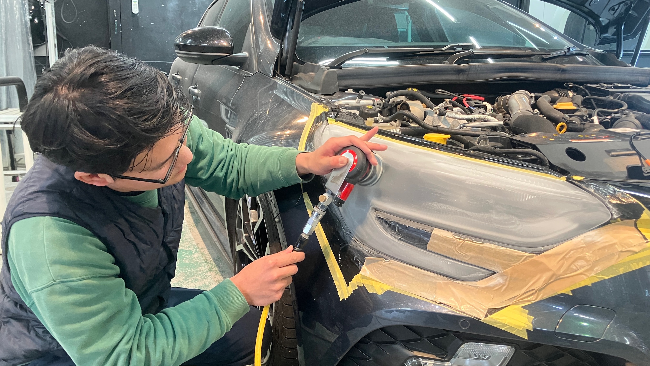 ルノー・ルーテシア:ヘッドライトリファイン:施工写真2