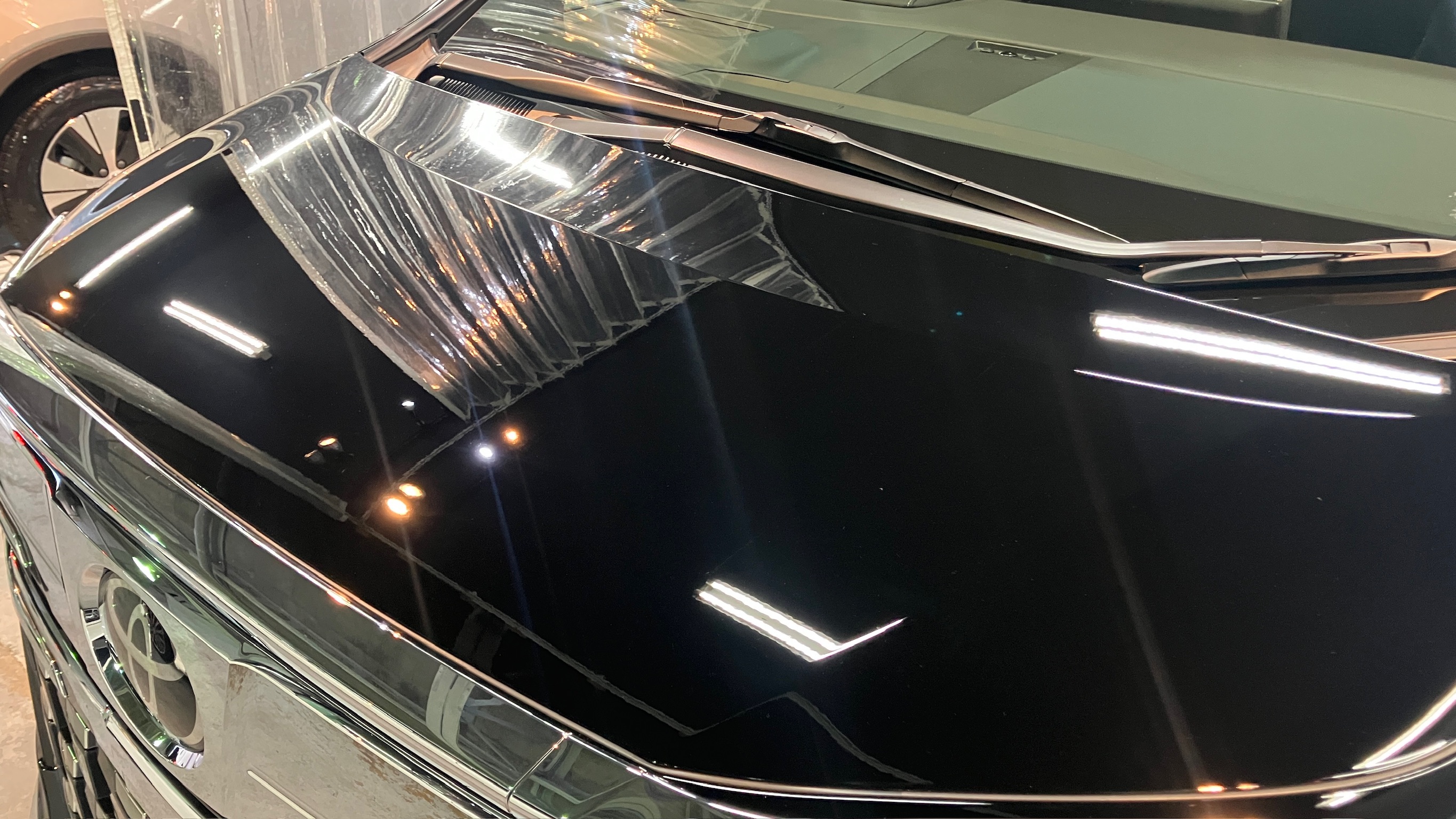 トヨタ・アルファード：ガードグレイズ施工：完成写真２