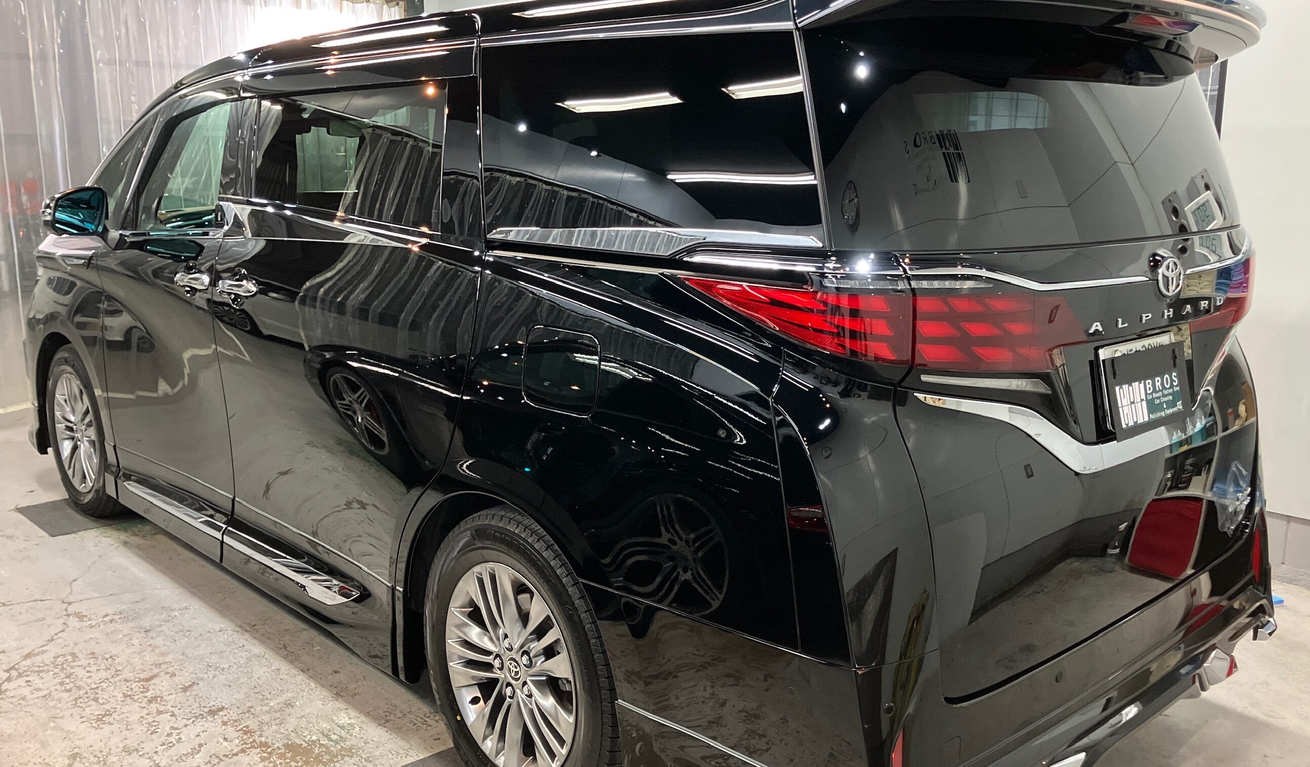 トヨタ・アルファード：ガードグレイズ施工：完成写真７
