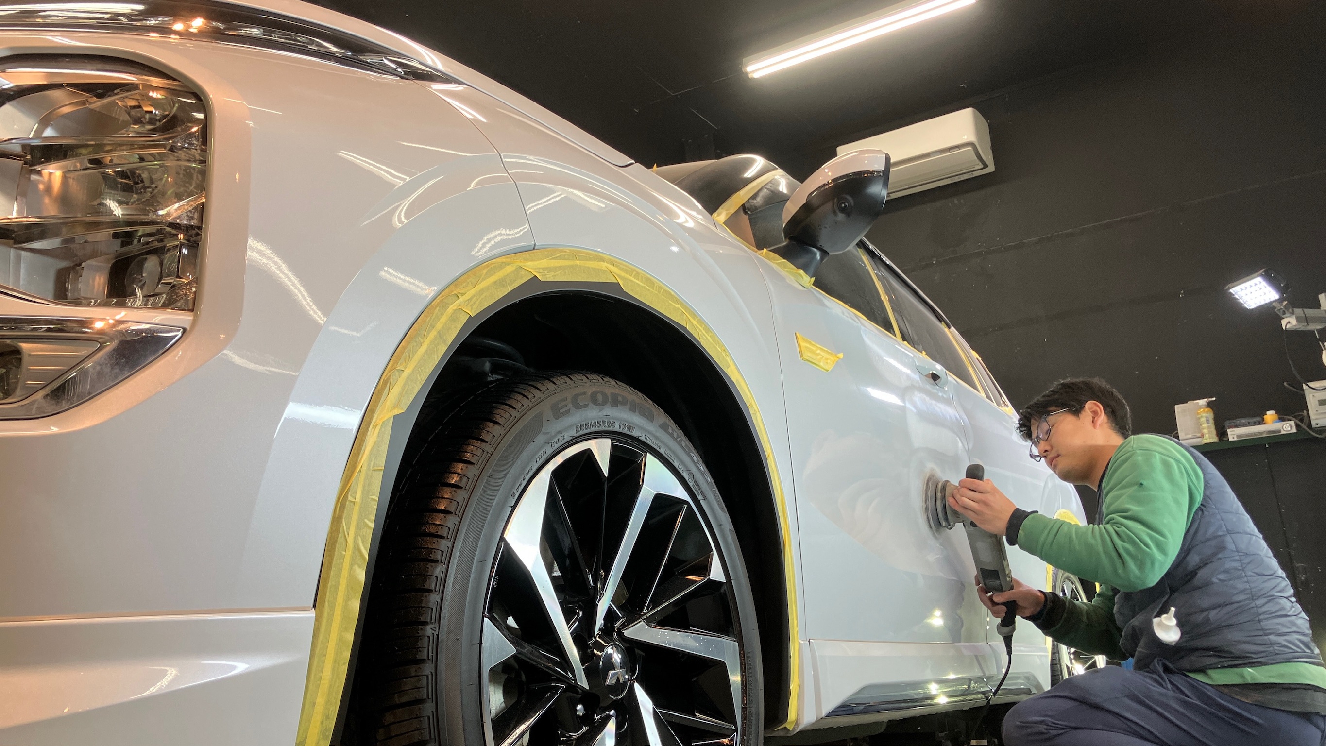 三菱・アウトランダー:ガードグレイズ施工:施工写真2