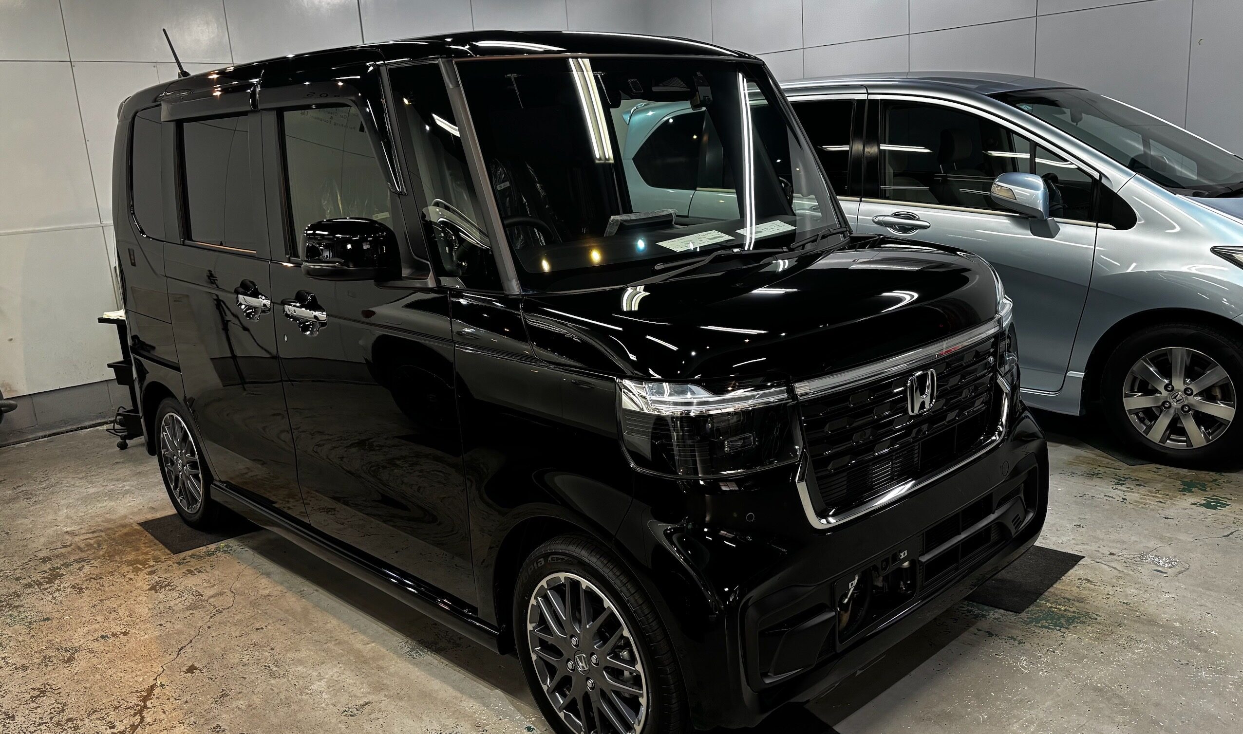 ホンダ・NーBOX:断熱カーフィルム施工:完成写真4